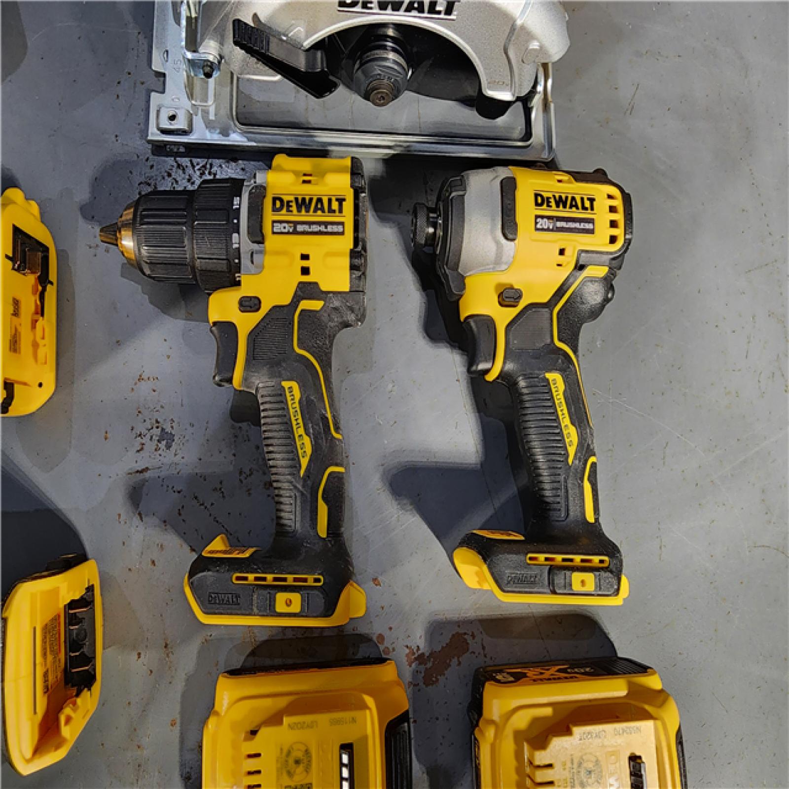 HOUSTON LOCATION - AS-IS Dewalt 20-Volt MAX ToughSystem Lithium-Ion 6-Tool Cordless Combo Kit