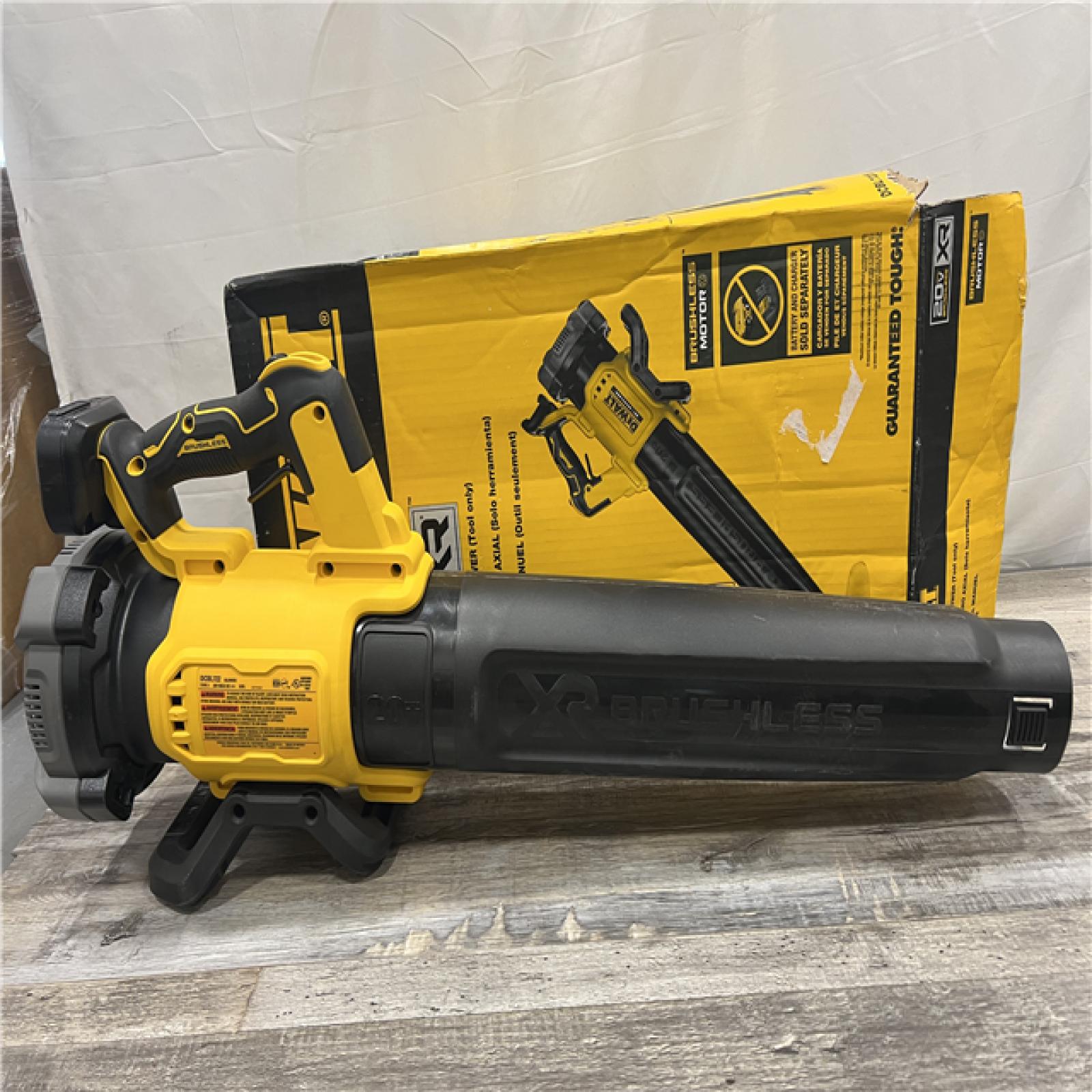 AS-IS DEWALT 20V MAX 125 MPH 450 CFM Brushless Cordless Battery Powered Blower (Tool Only)