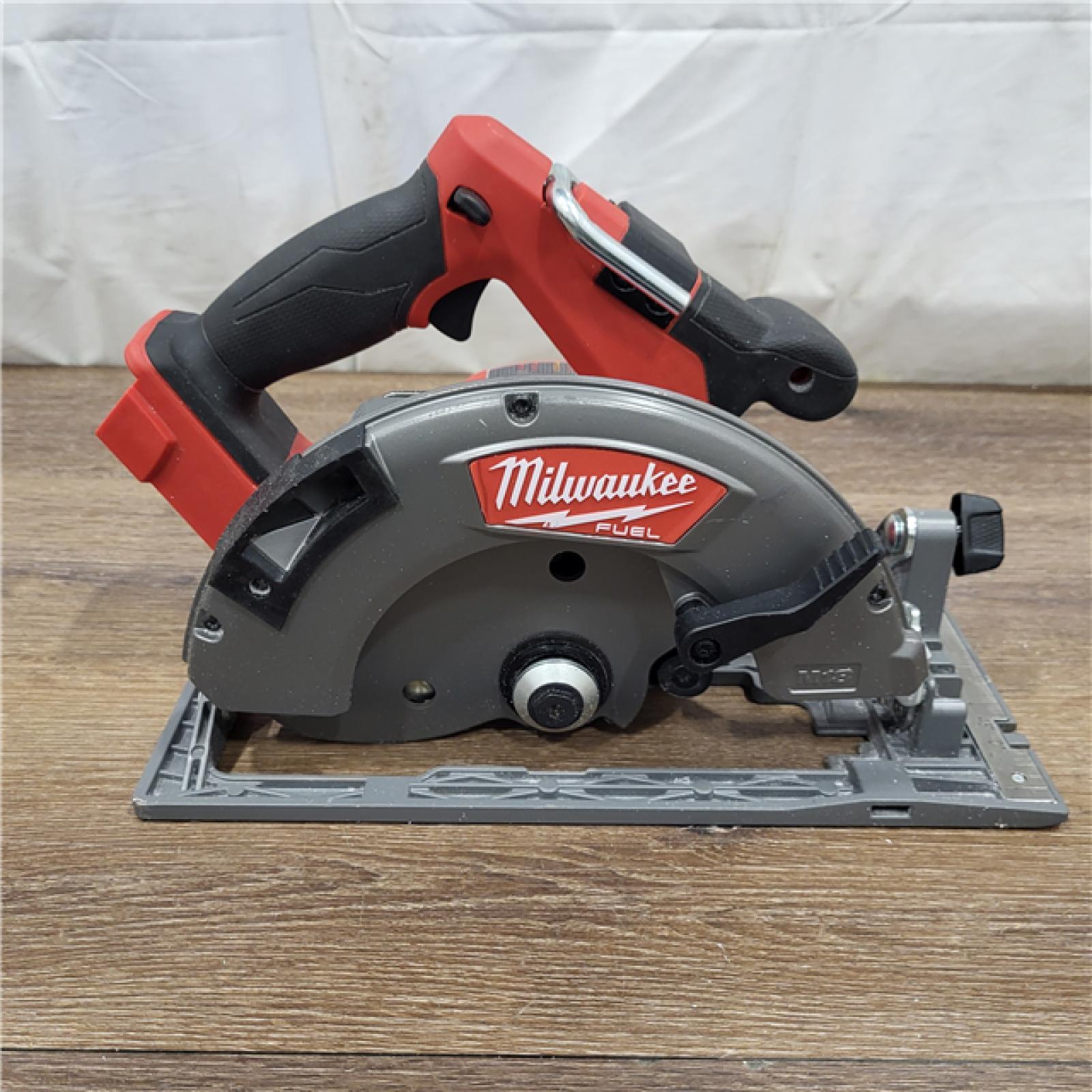 AS-IS Milwaukee M18 FUEL 7-1/4 Circular Saw