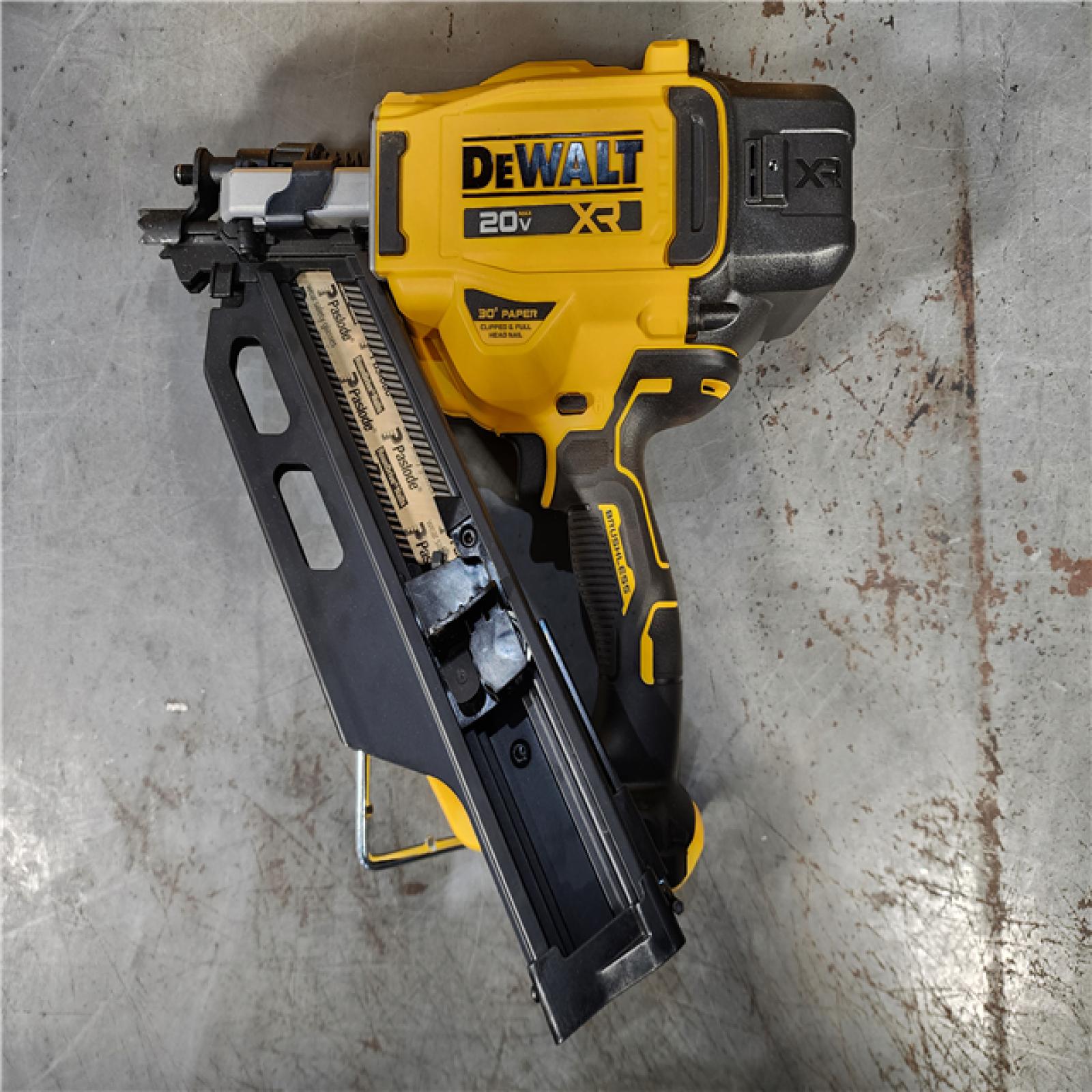 HOUSTON LOCATION - AS-IS DEWALT 20-Volt 30Â° Cordless Framing Nailer (Tool-Only)