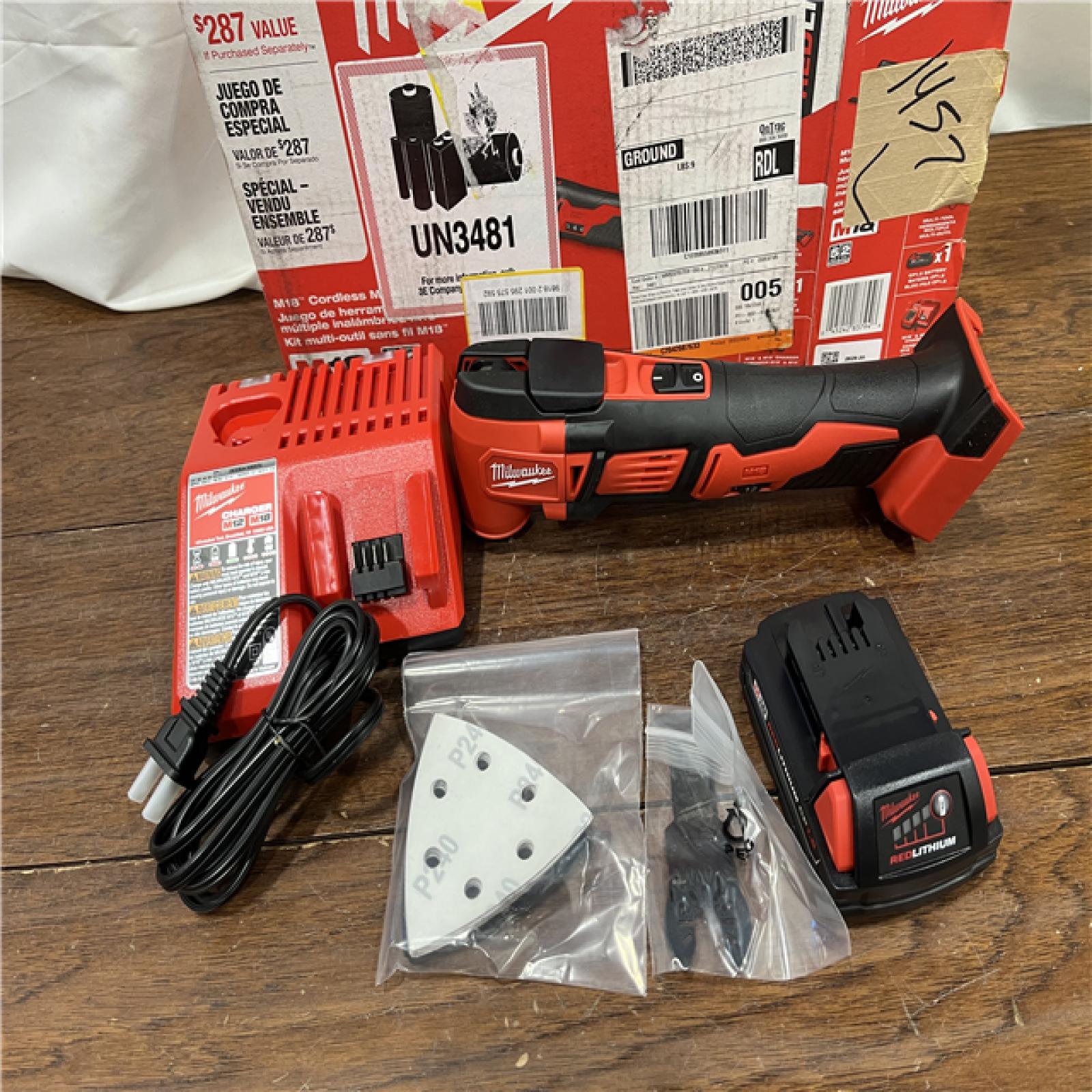 AS-ISMilwaukee 2626-20 M18 Lithium-Ion Cordless Multi-Tool (Tool Only)