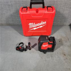 HOUSTON LOCATION - AS-IS (APPEARS LIKE NEW) MILWAUKEE 100 Ft. REDLITHIUM Lithium-Ion USB Green Rechargeable Cross Line Laser Level with Charger