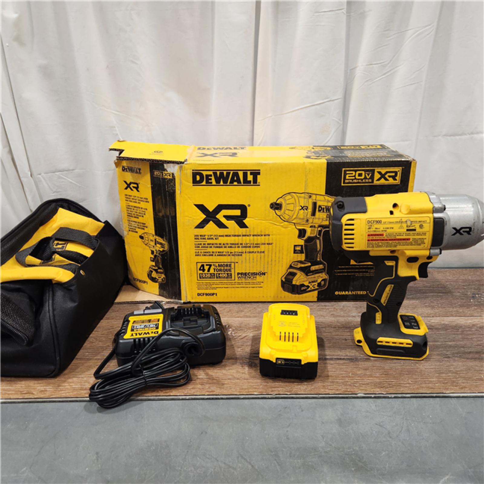 AS IS DEWALT 20V MAX* XR 1/2  High Torque Impact Wrench with Hog Ring Anvil