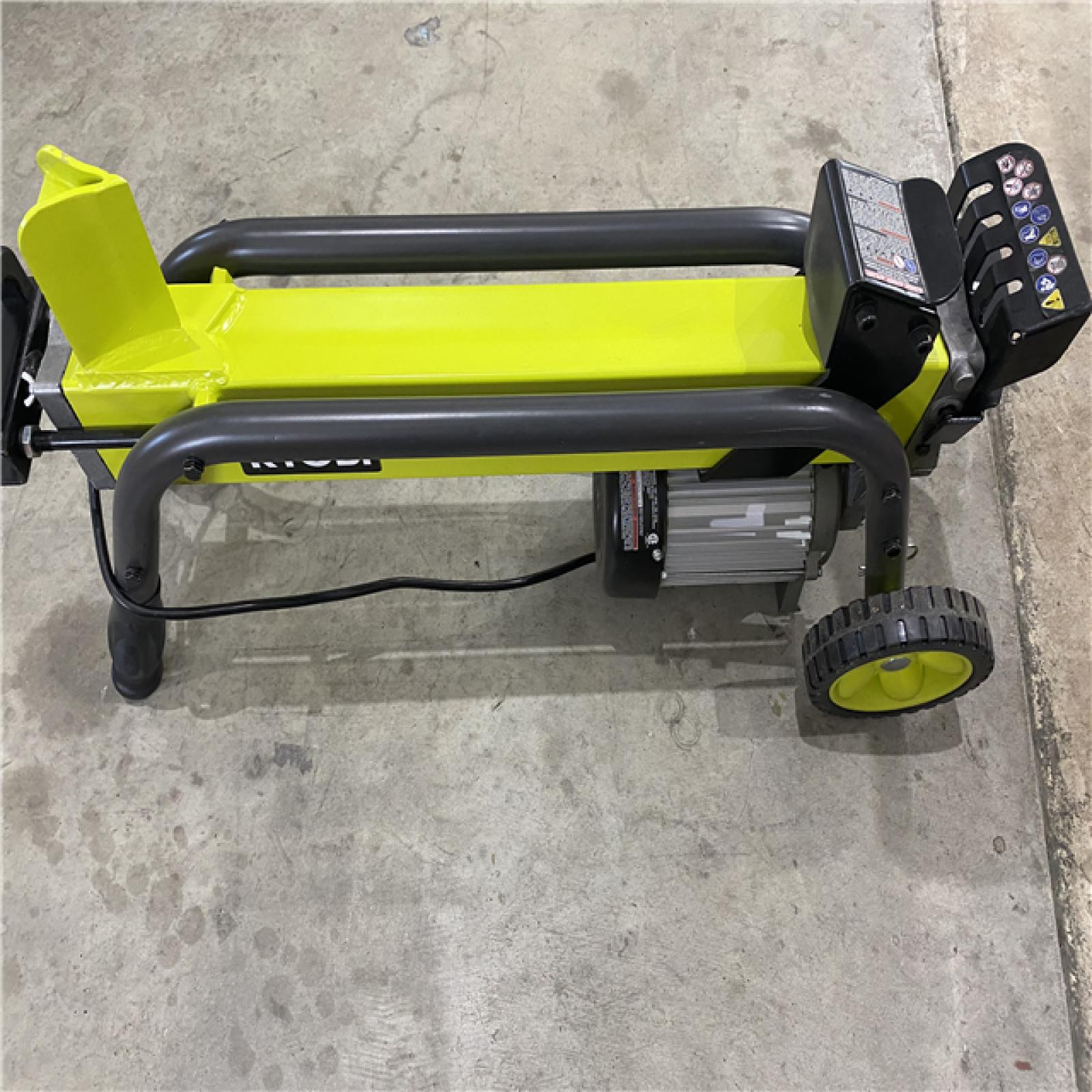 Houston location AS-IS RYOBI 5-Ton 15 Amp Horizontal Electric Log Splitter