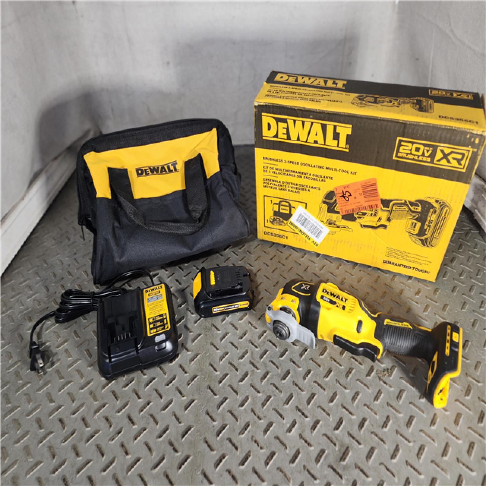 HOUSTON LOCATION - AS-IS (APPEARS LIKE NEW) 20V MAX XR Cordless Brushless 3-Speed Oscillating Multi Tool with (1) 20V Battery and Charger