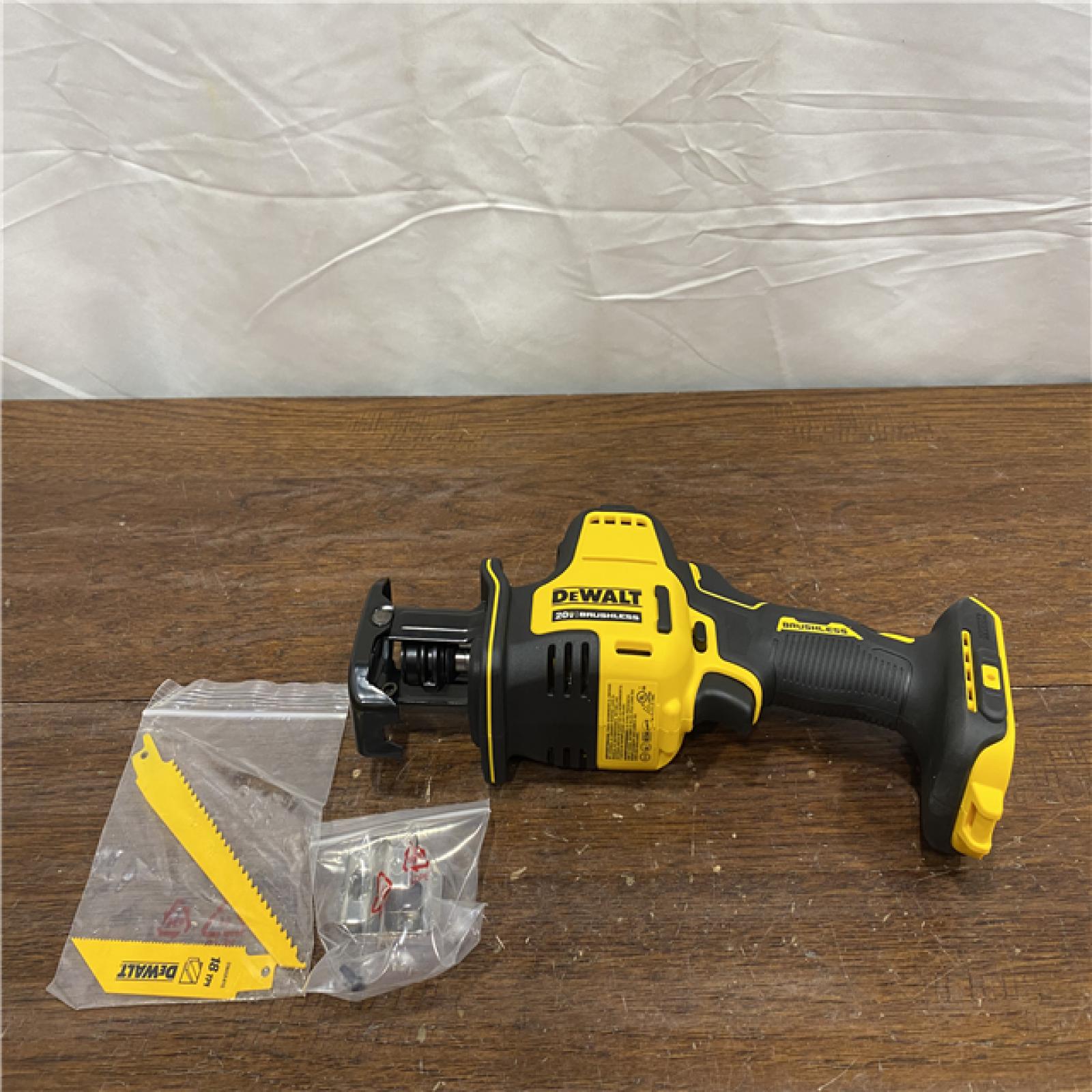 AS-ISDewalt DCS369B ATOMIC 20V MAX Cordless One-Handed Reciprocating Saw (Tool Only)