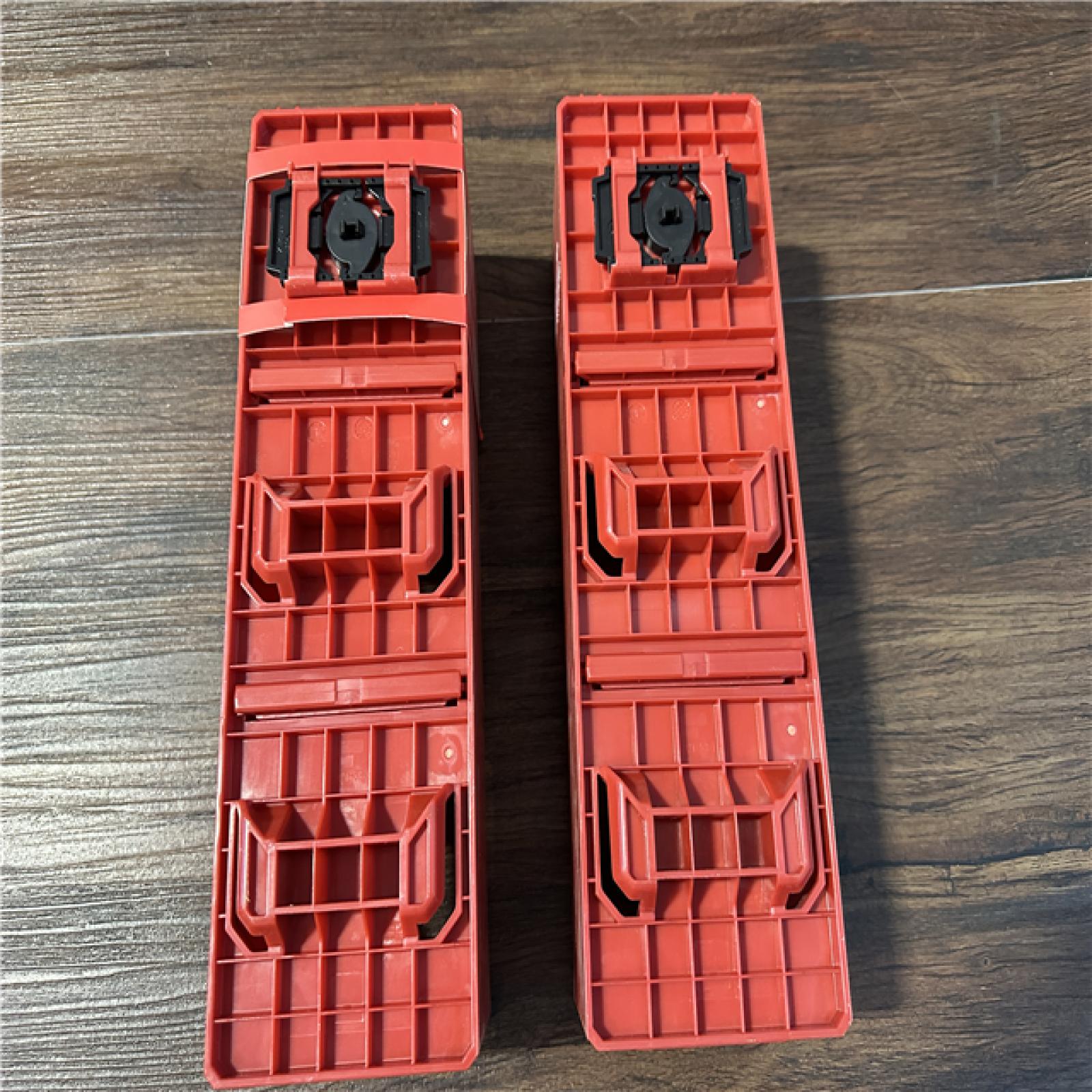 California NEW Milwaukee M18 Battery Rack (2 Pieces)