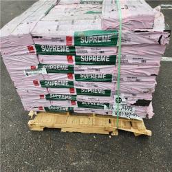 Phoenix Location Pallet of OWENS CORNING Onyx Black Shingles (41 Bundles)