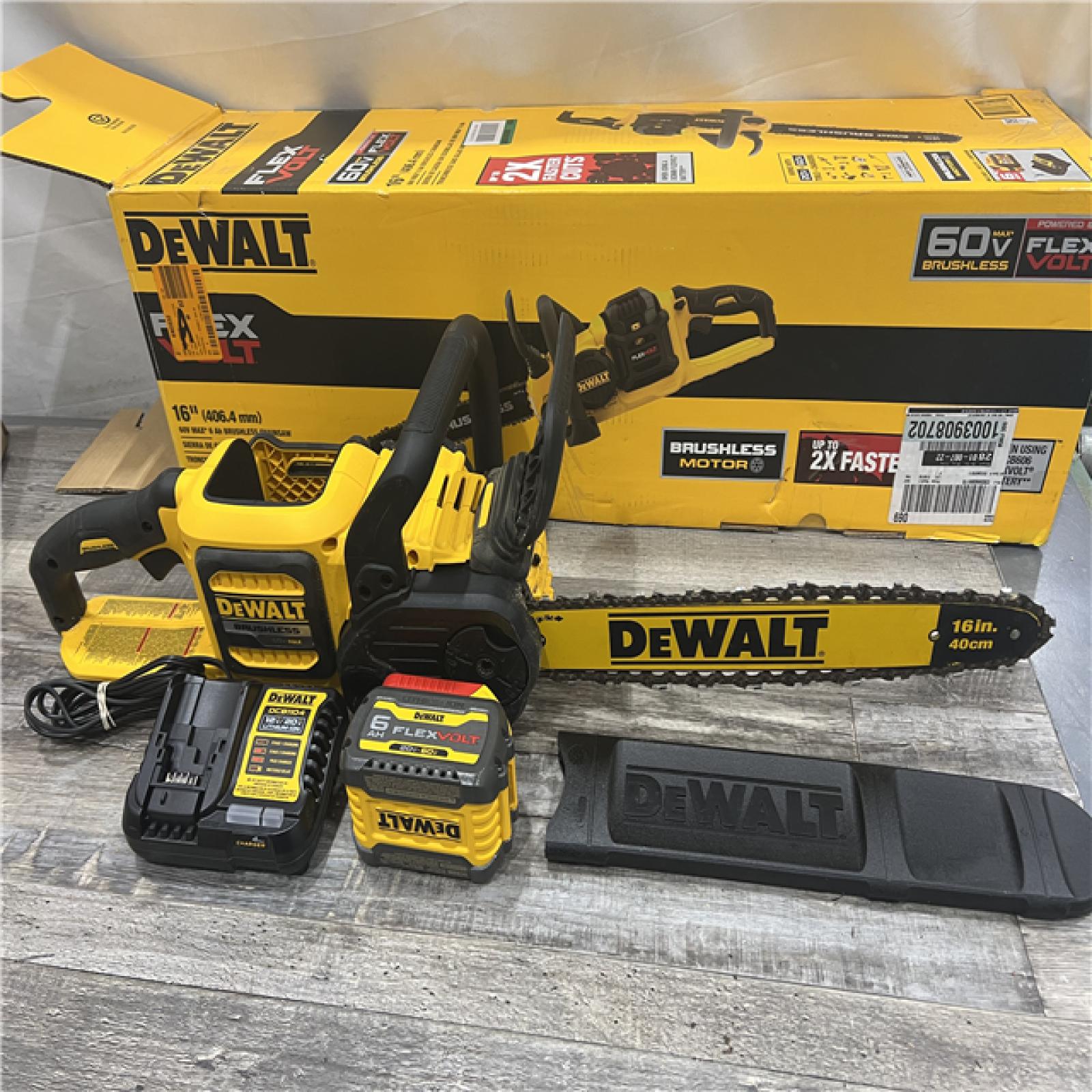 AS-IS DEWALT FLEXVOLT 60V MAX 16in. Brushless Cordless Battery Powered Chainsaw Kit with (1) FLEXVOLT 2 Ah Battery & Charger