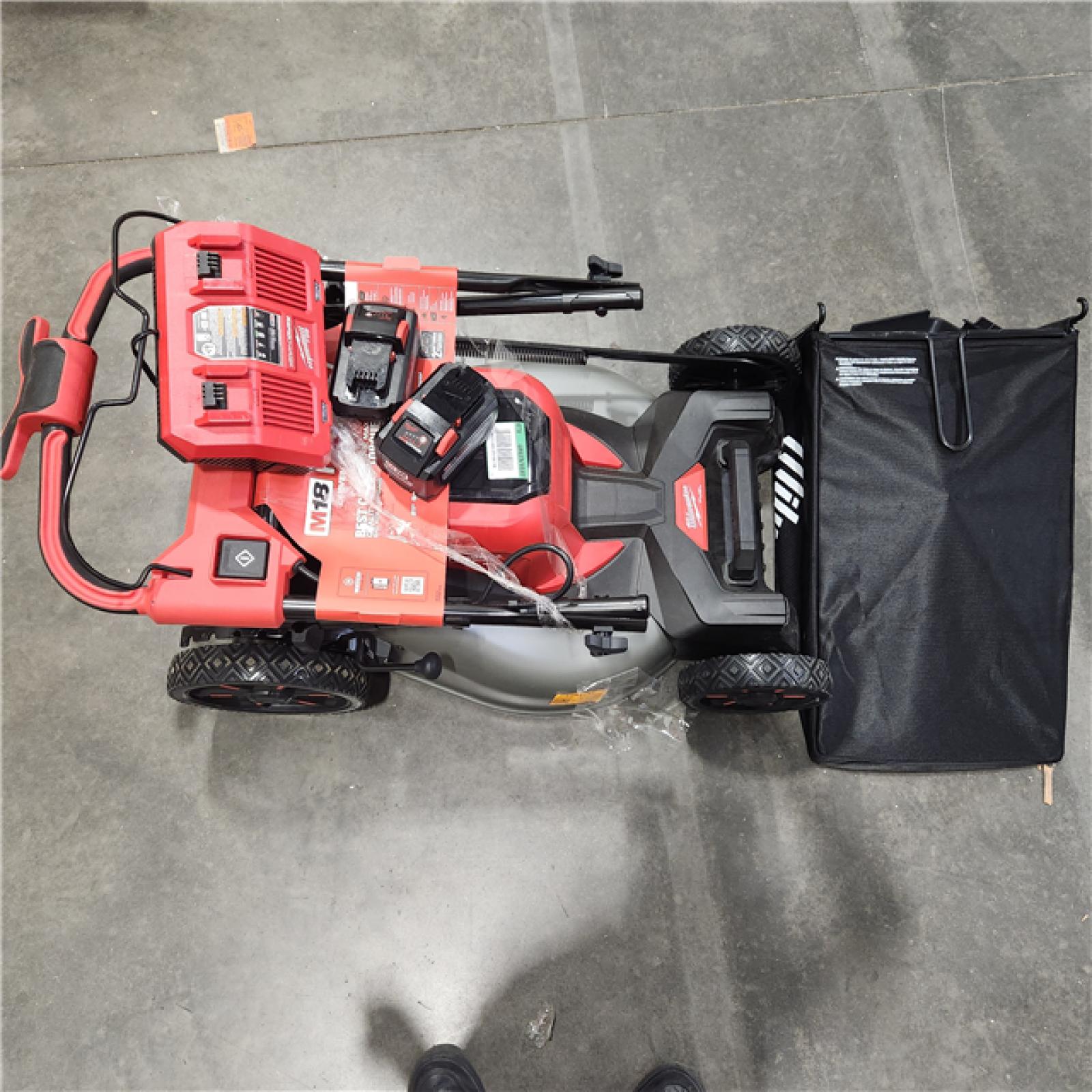 Dallas Location - As-Is M18 FUEL 21 Self-Propelled Dual Battery Mower Kit