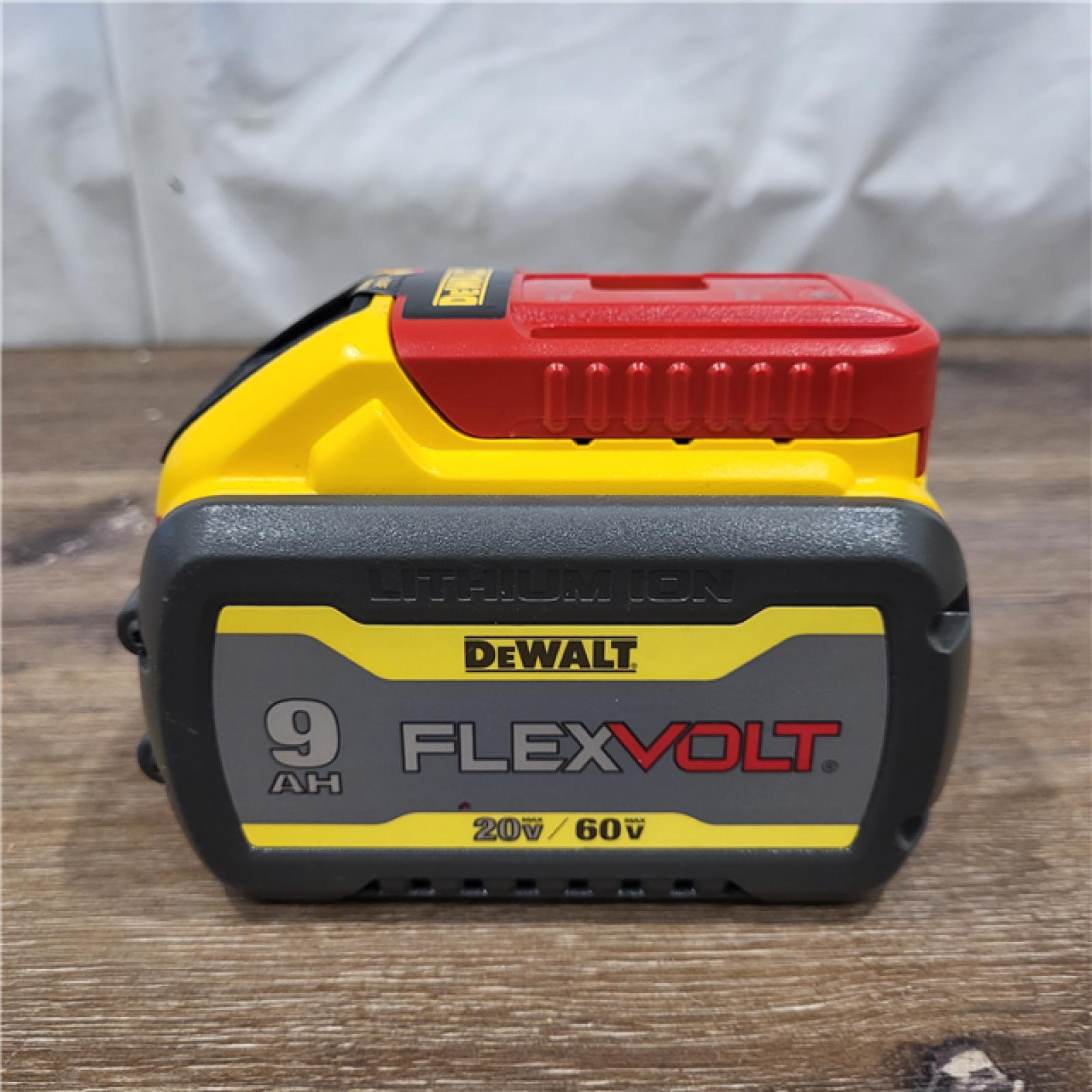 AS-IS Dewalt DWLTDCB609 Dewalt DCB609 FLEXVOLT 20V/60V MAX* B