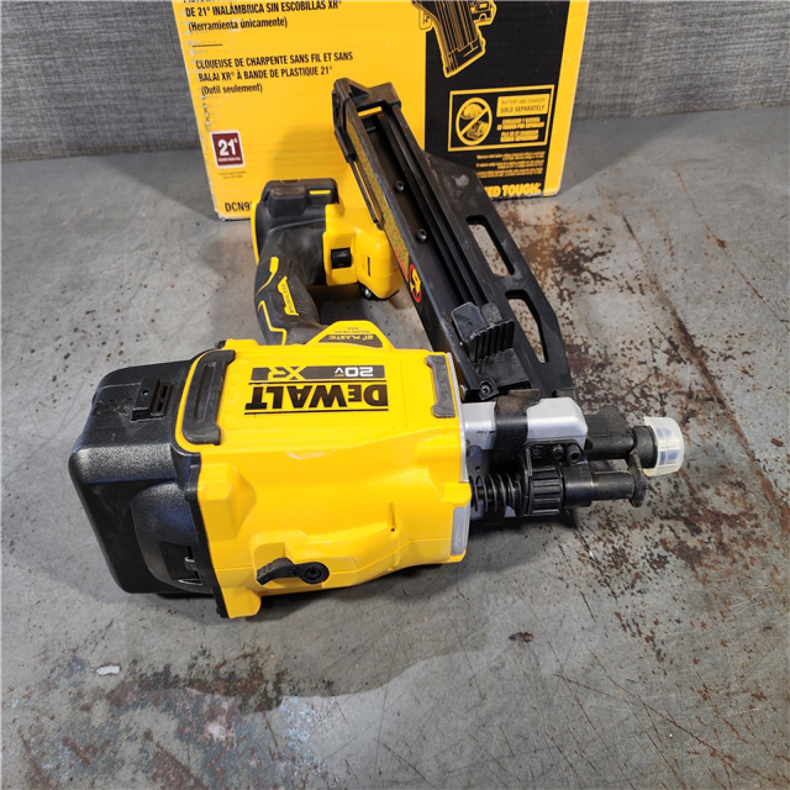 HOUSTON LOCATION - AS-IS DEWALT 20-Volt 21Â° Cordless Framing Nailer (Tool-Only)