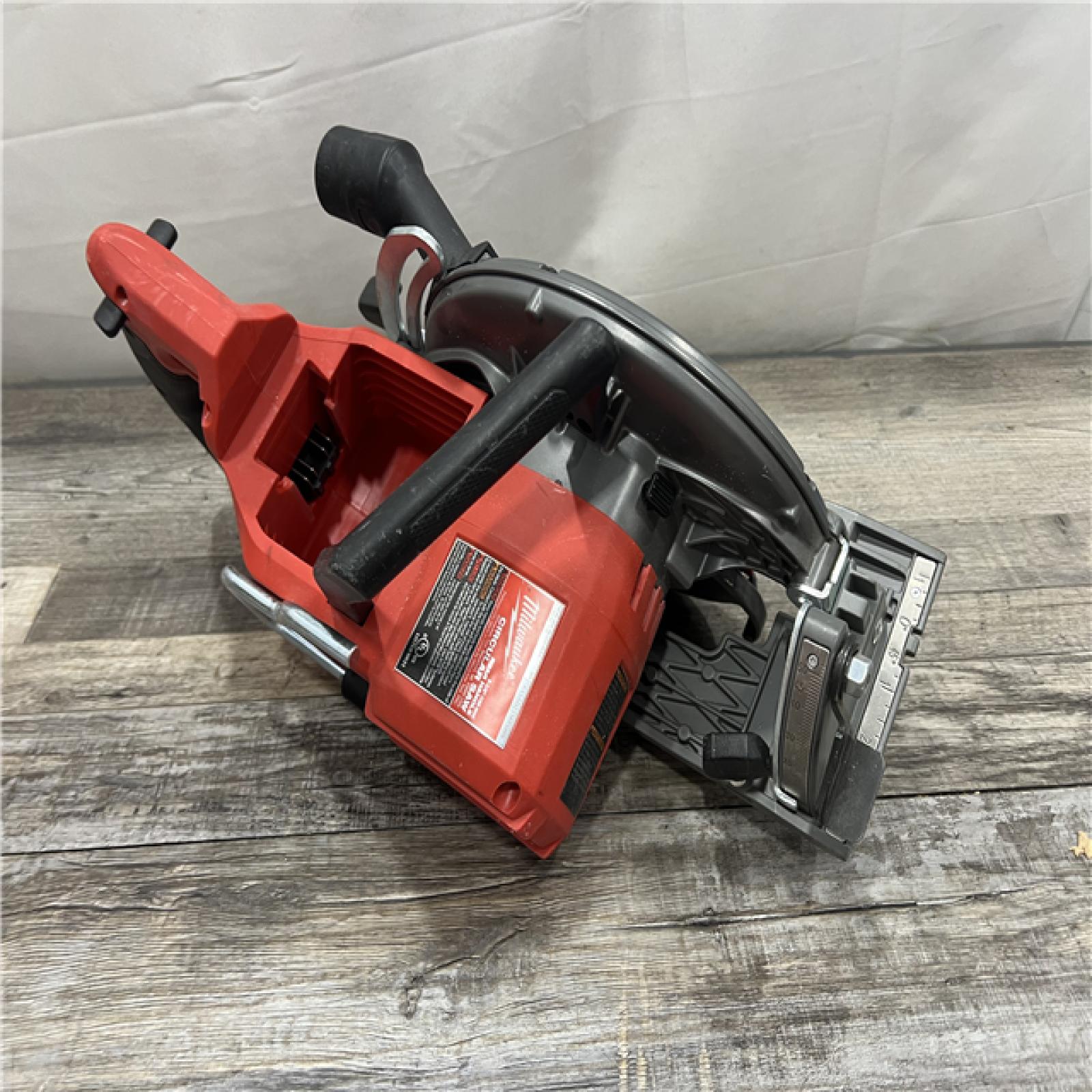 AS-IS Milwaukee 2830-20 Rear Handle Circular Saw M18 FUEL 7-1/4  Cordless Brushless Tool Only