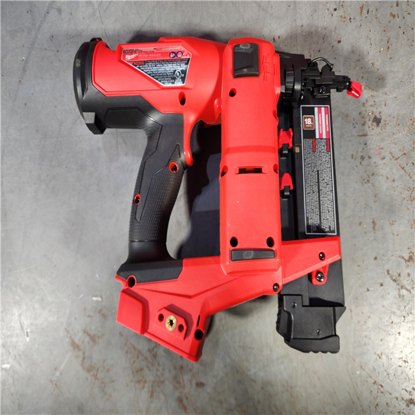 HOUSTON LOCATION - AS-IS (APPEARS LIKE NEW) Milwaukee M18 Fuel 18V Brushless 18-Gauge Brad Nailer 2746-20 (Bare Tool)