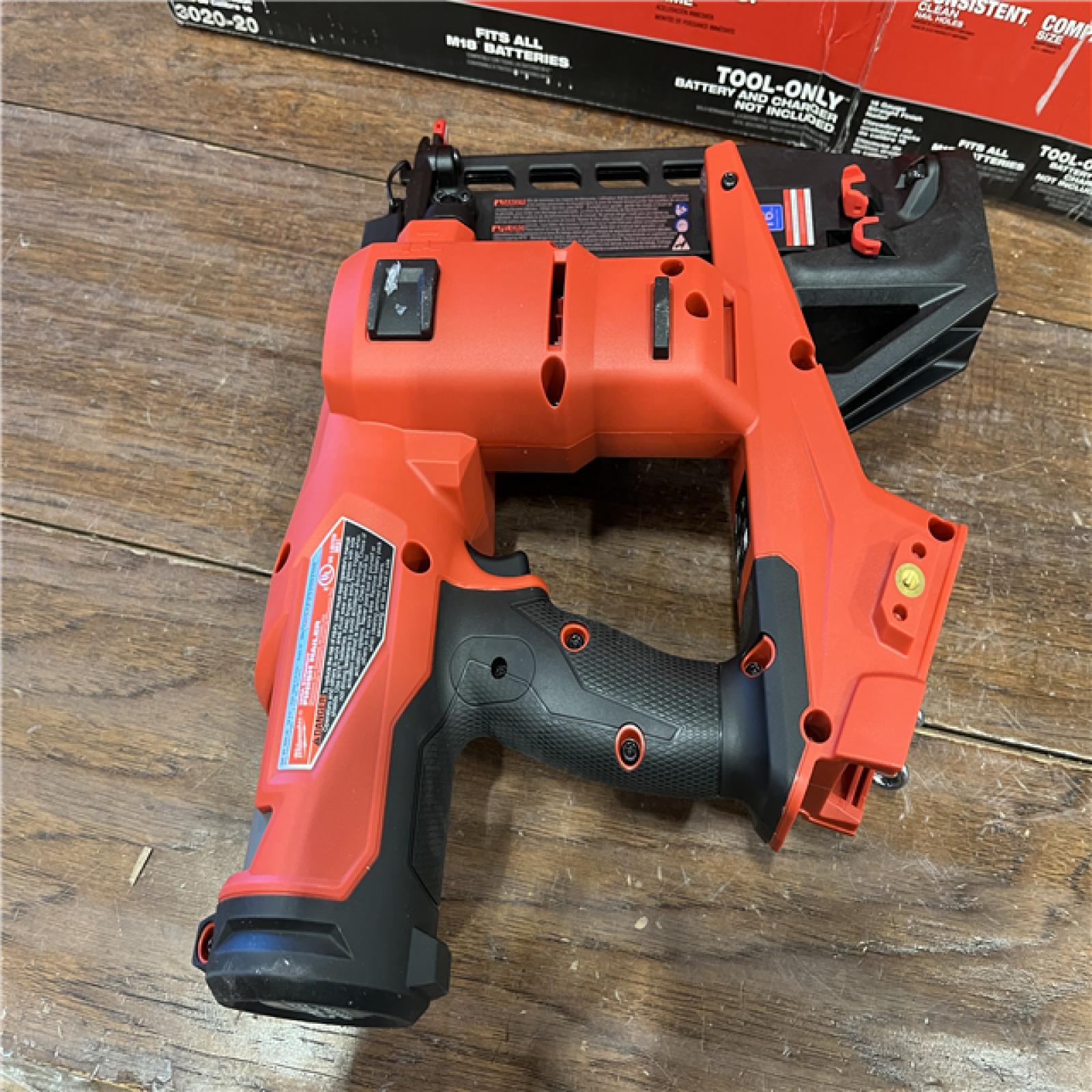 AS-ISMilwaukee Tool Cordless Finish Nail Gun 18 V 3020-20