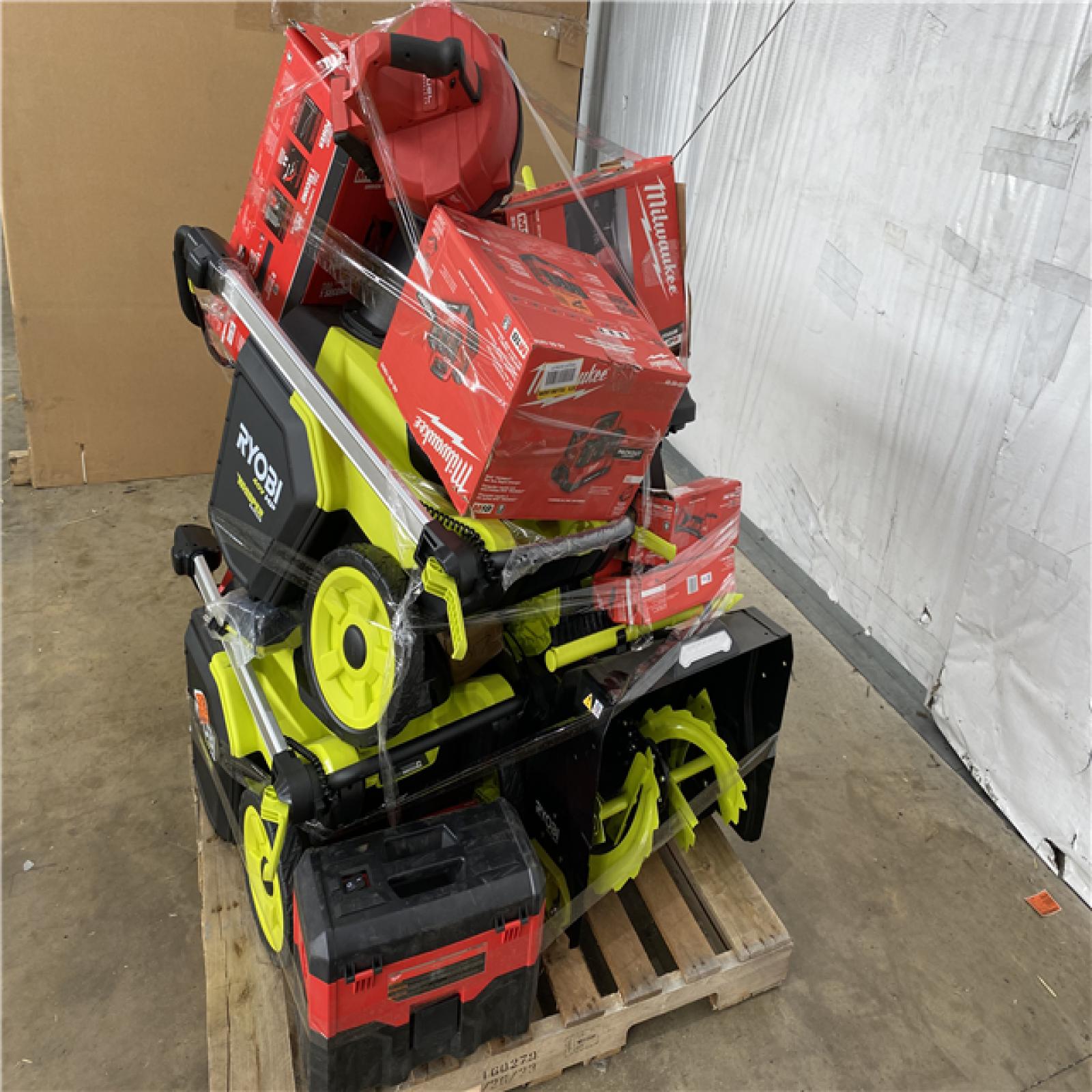 Houston Location AS IS - Tool Pallet