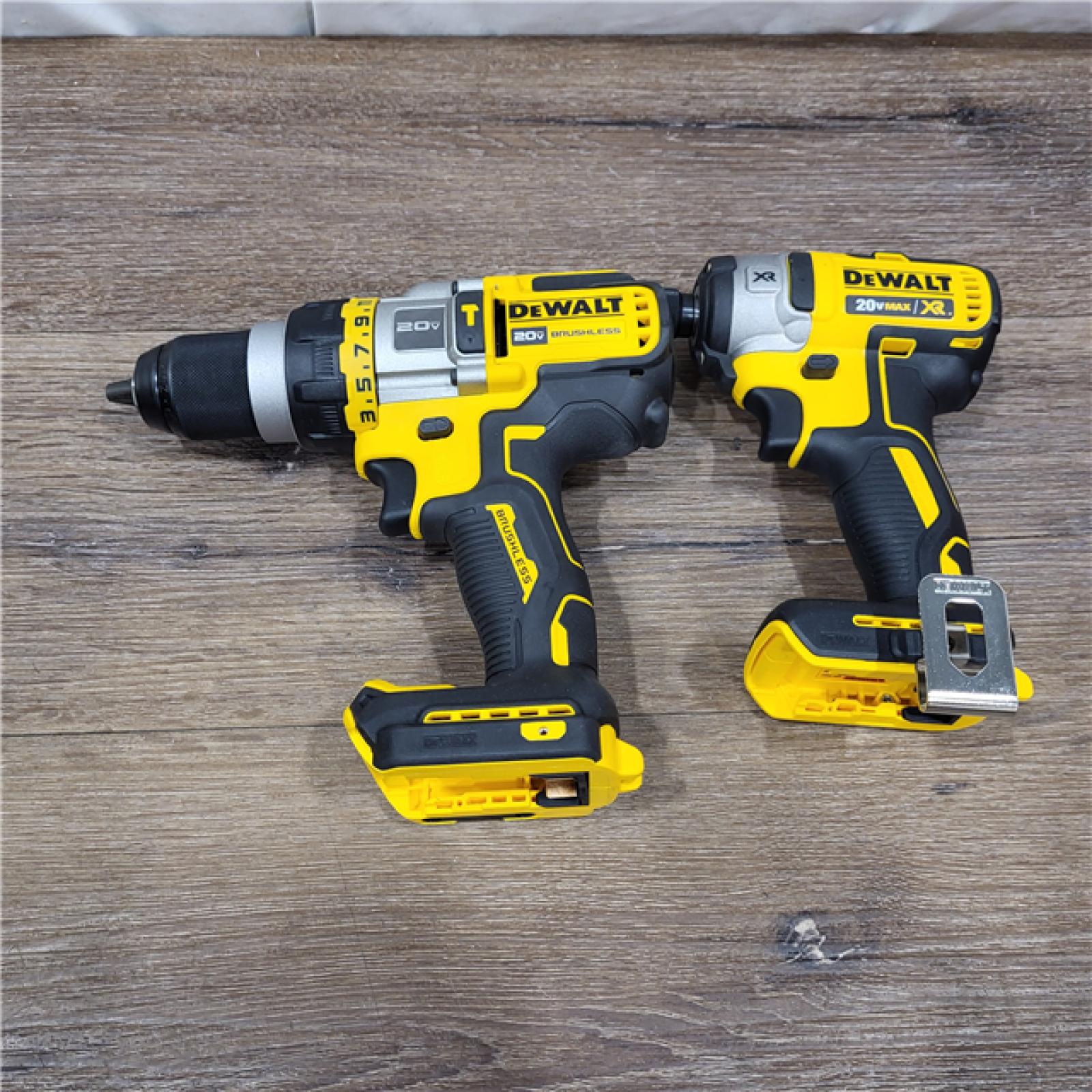 AS-IS DEWALT 20V MAX Cordless Brushless Hammer Drill/Driver 2 Tool Combo Kit with FLEXVOLT ADVANTAGE