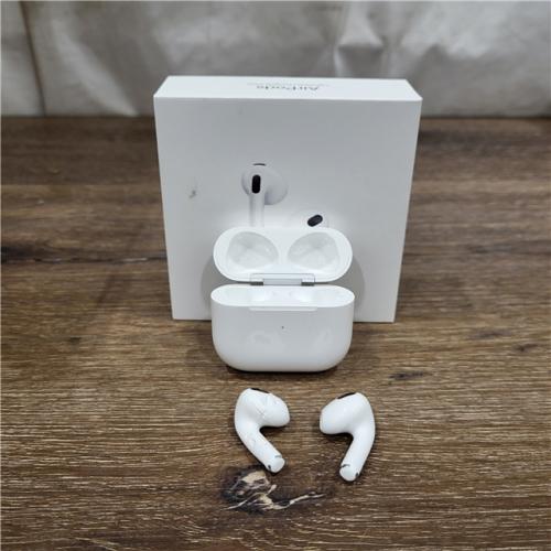 AS-IS Apple - AirPods (3rd generation) with Lightning Charging Case - White