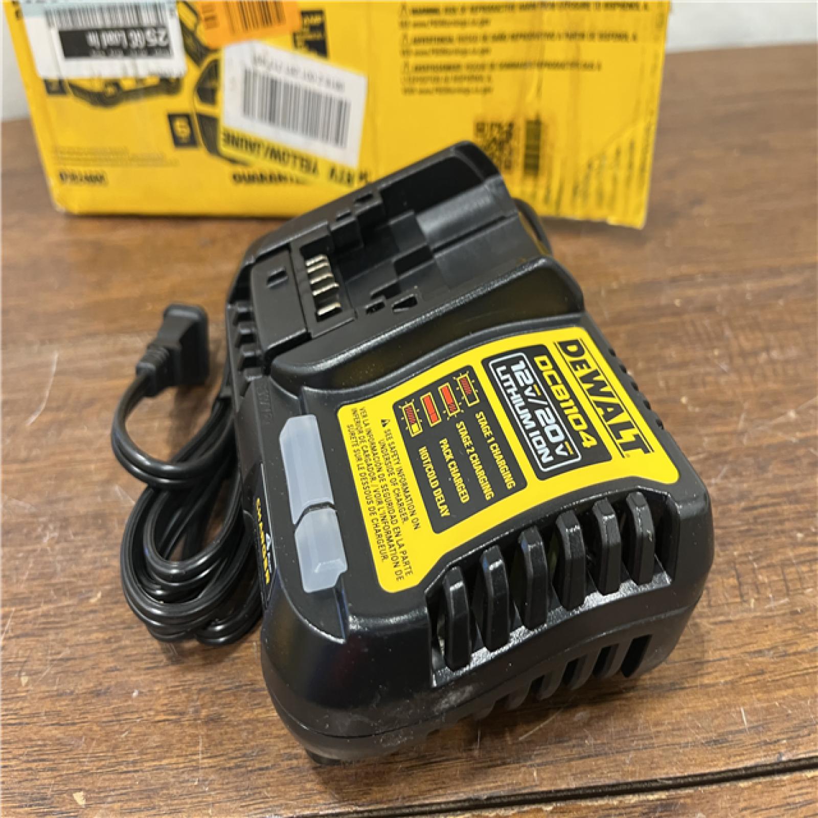 AS-ISDEWALT 20V MAX Lithium-Ion 6.0Ah and 4.0Ah Battery and Charger Starter Kit