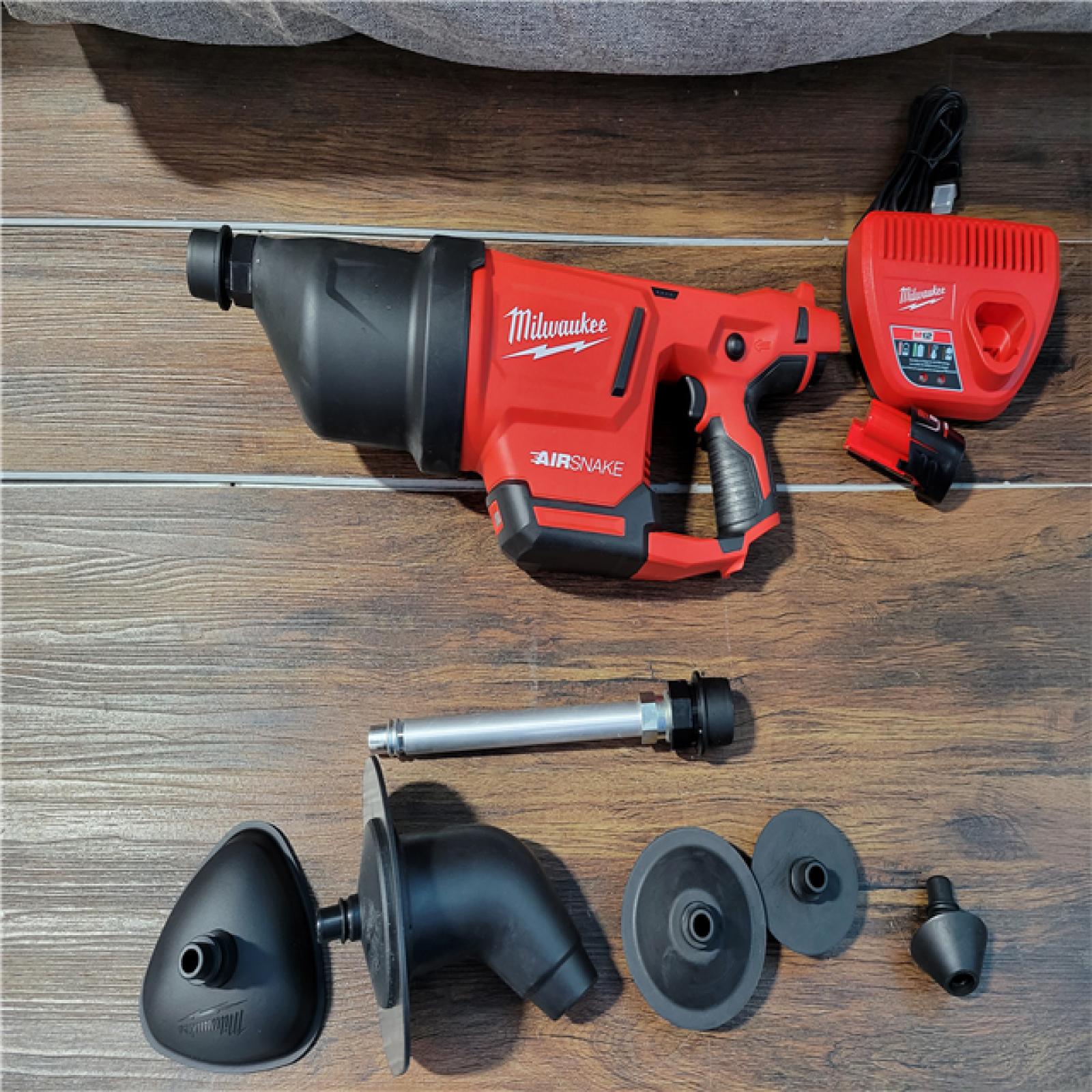 CALIFORNIA NEW MILWAUKEE M12 AIRSNAKE