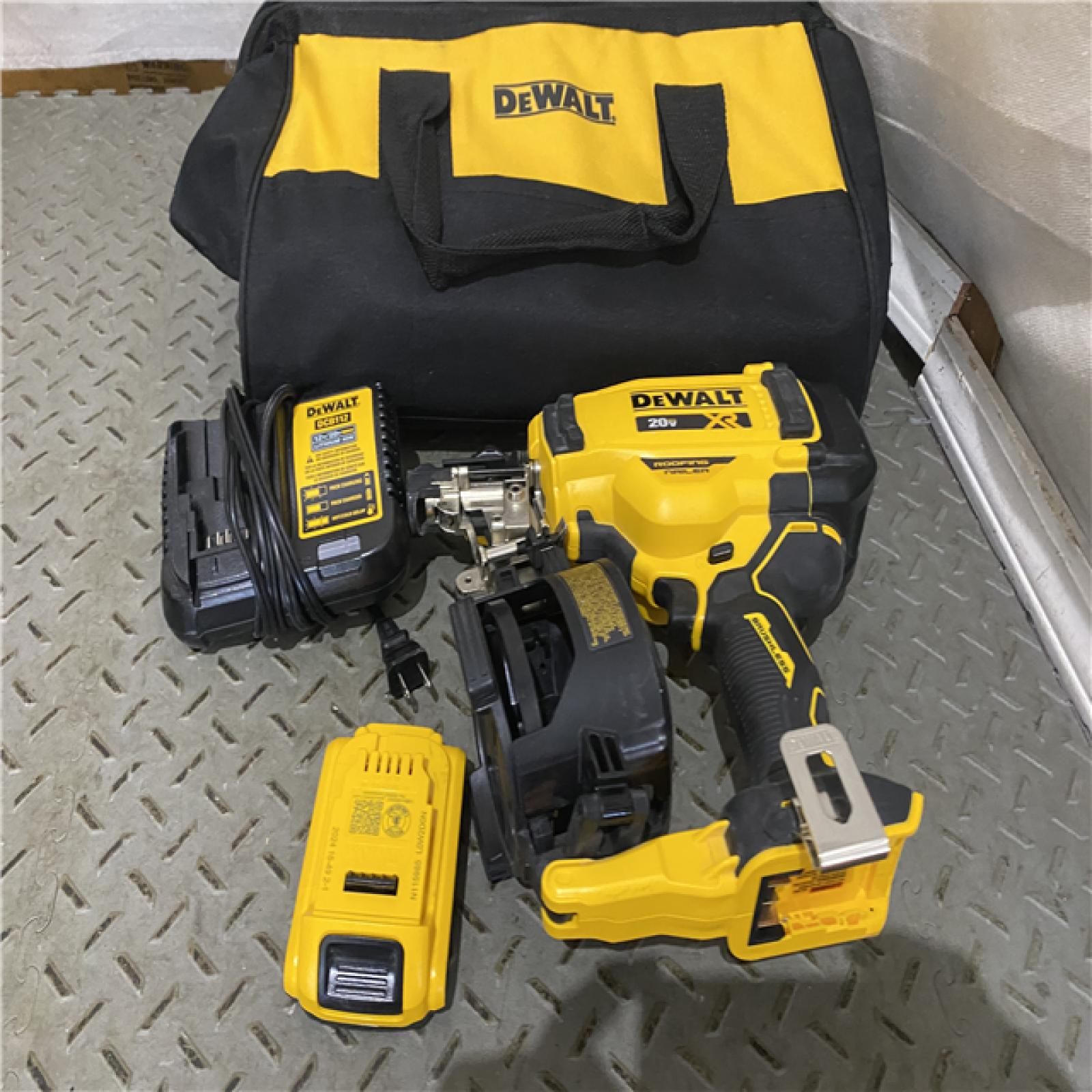 Houston location AS-IS DEWALT Stanley  Black & Decker 2007898 Roofing Nailer Cordless