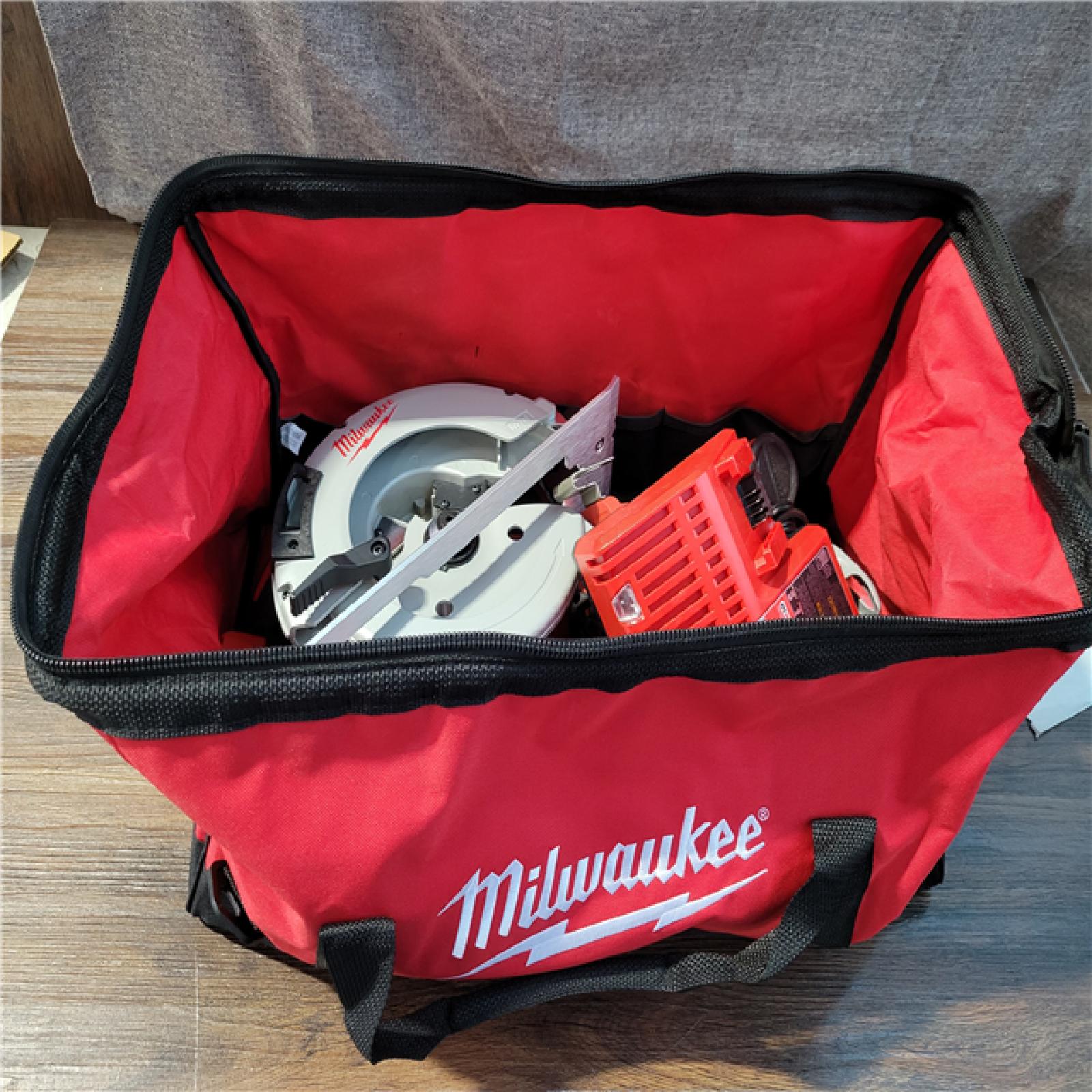 CALIFORNIA NEW MILWAUKEE M18 4-TOOL COMBO KIT (2 BATTERIES, 1 CHARGER, AND BAG INCLUDED)