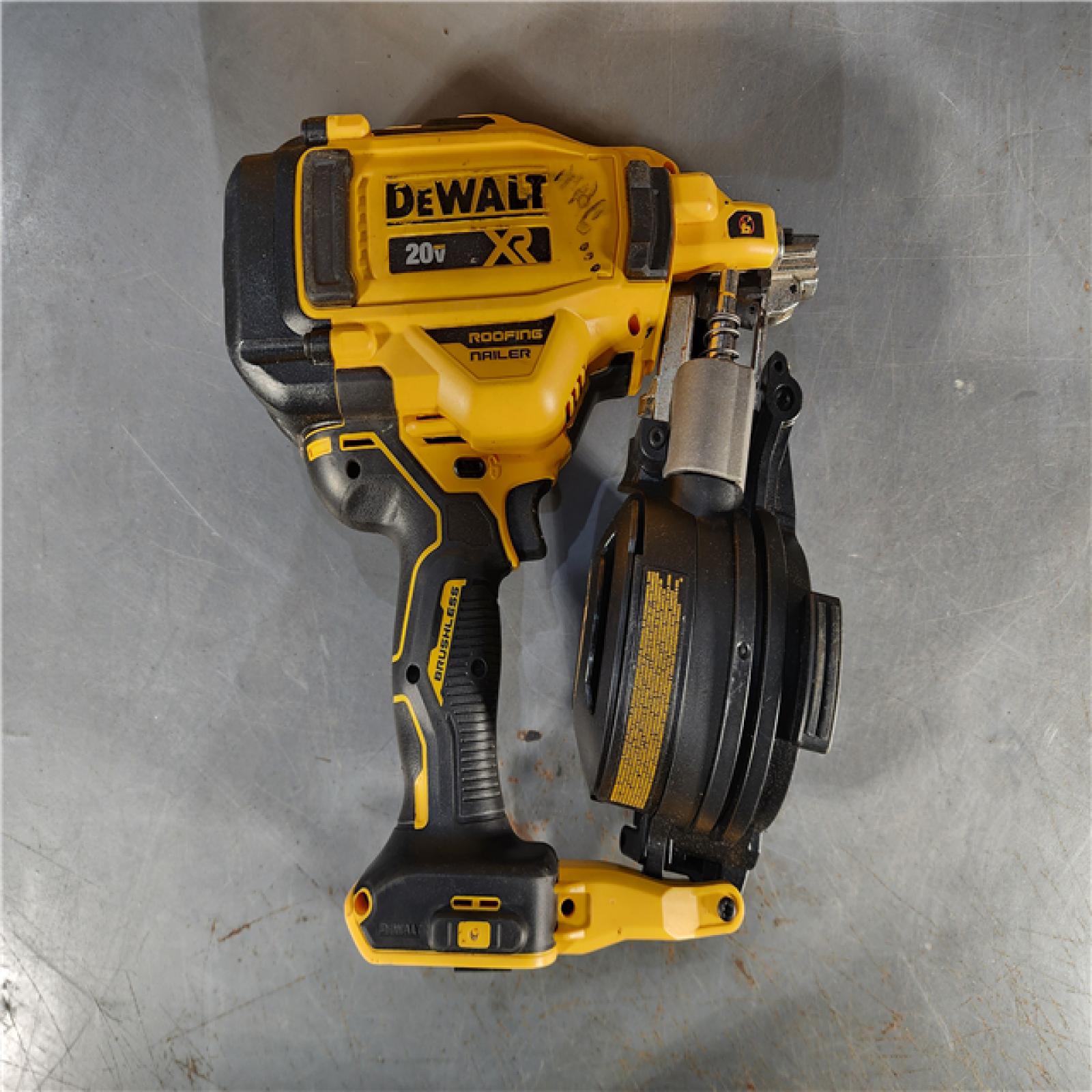 HOUSTON LOCATION - AS-IS DeWalt DCN45RNB 20V Max 15 Degree Cordless Coil Roofing Nailer (Tool Only)