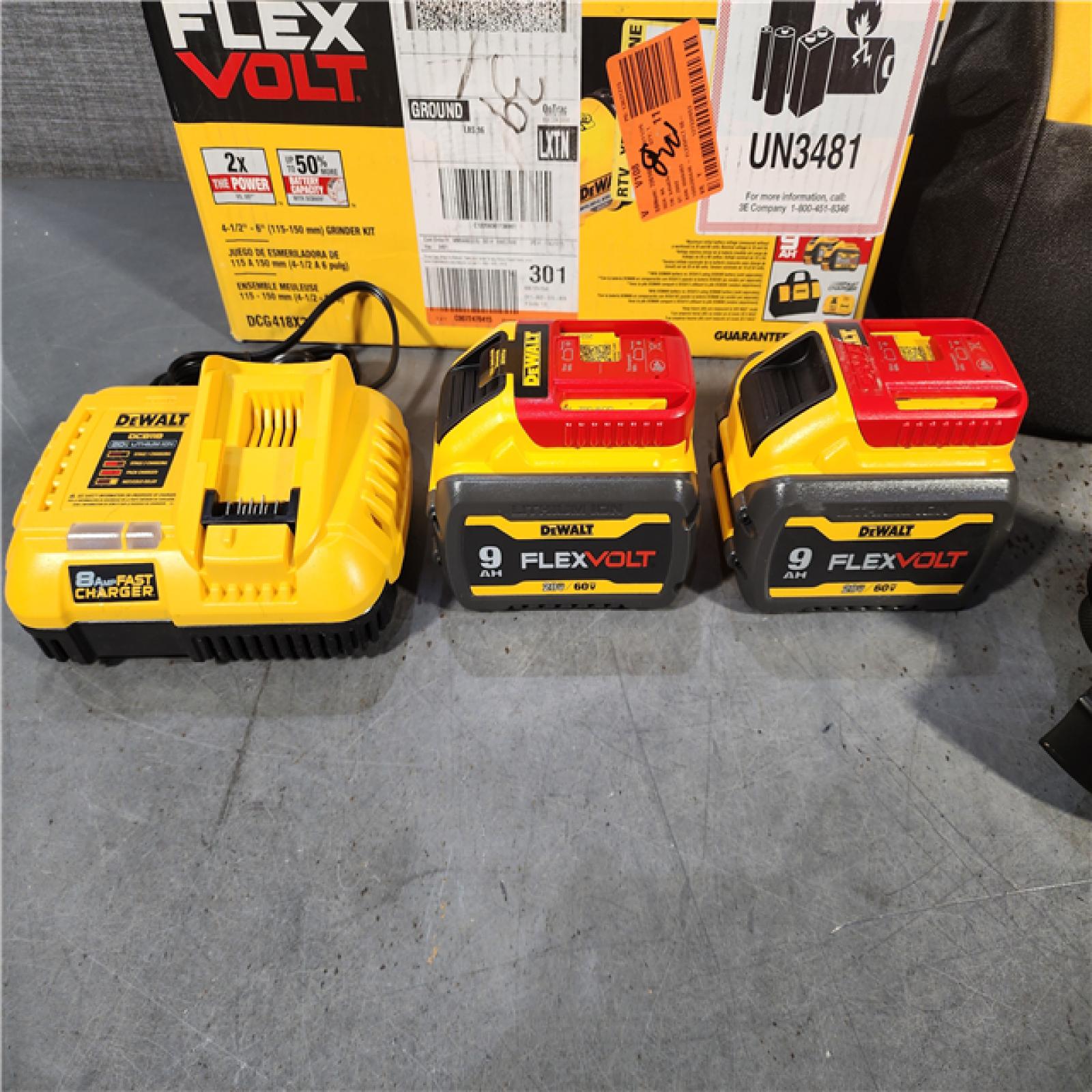 HOUSTON LOCATION - AS-IS DeWalt Flexvolt 60V Max Cordless Grinder  4.5 in; 6 in  Kit  1 KT (115-DCG418X2)