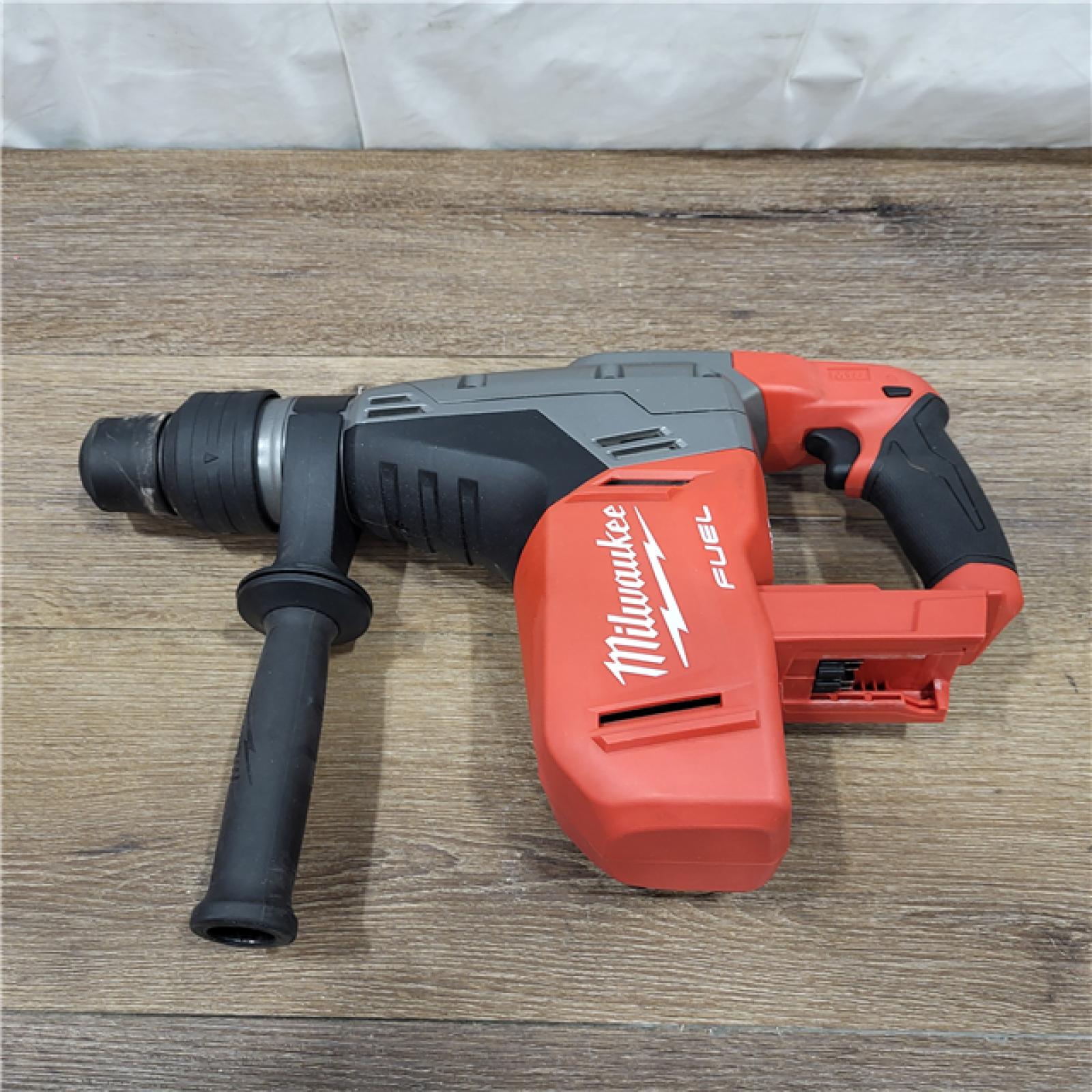 AS-IS M18 FUEL 18V Lithium-Ion Brushless Cordless 1-9/16 in. SDS-Max Rotary Hammer (Tool-Only)