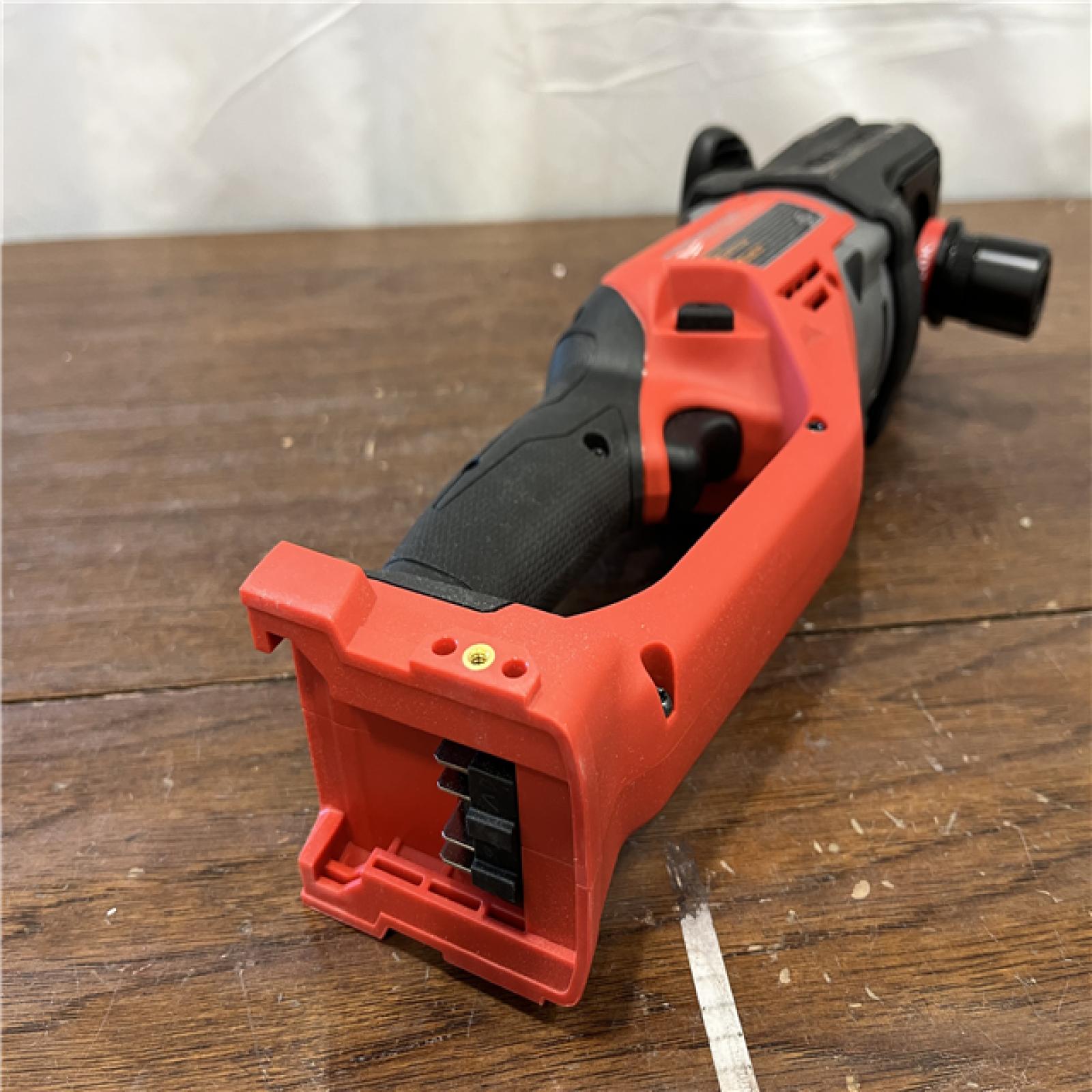 AS-ISMilwaukee M18 FUEL 18V Lithium-Ion Brushless Cordless Hole Hawg 7/16 in. Right Angle Drill W/ Quick-Lok (Tool-Only)