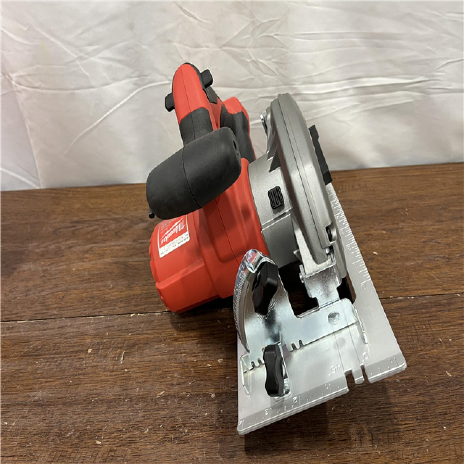 AS-ISM18 FUEL 18V Lithium-Ion Brushless Cordless 6-1/2 in. Circular Saw (Tool-Only)