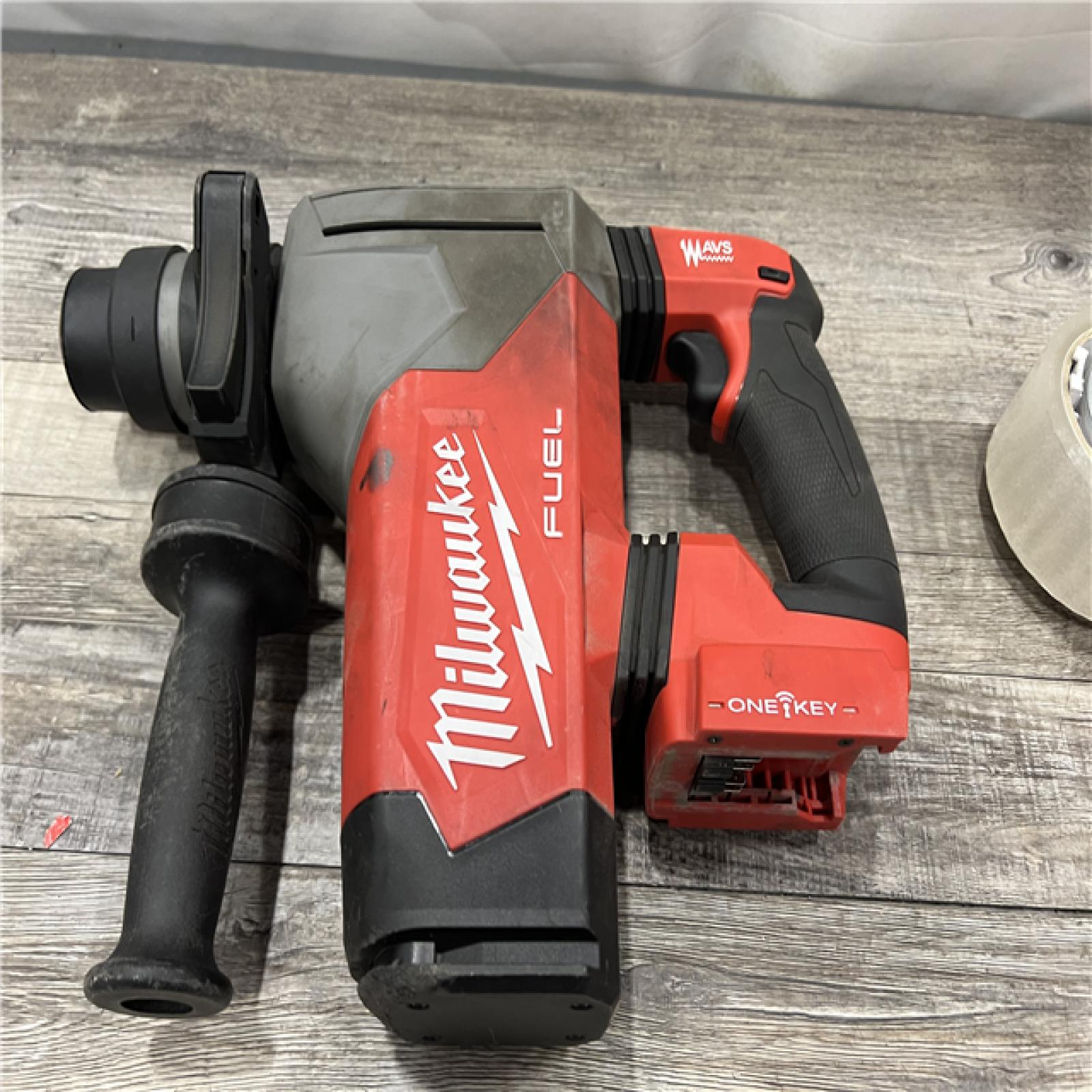 AS-IS Milwaukee 2915-20 M18 FUEL 18-Volt Lithium-Ion Brushless Cordless SDS-Plus 1-1/8 in. Rotary Hammer Drill (Tool-Only)