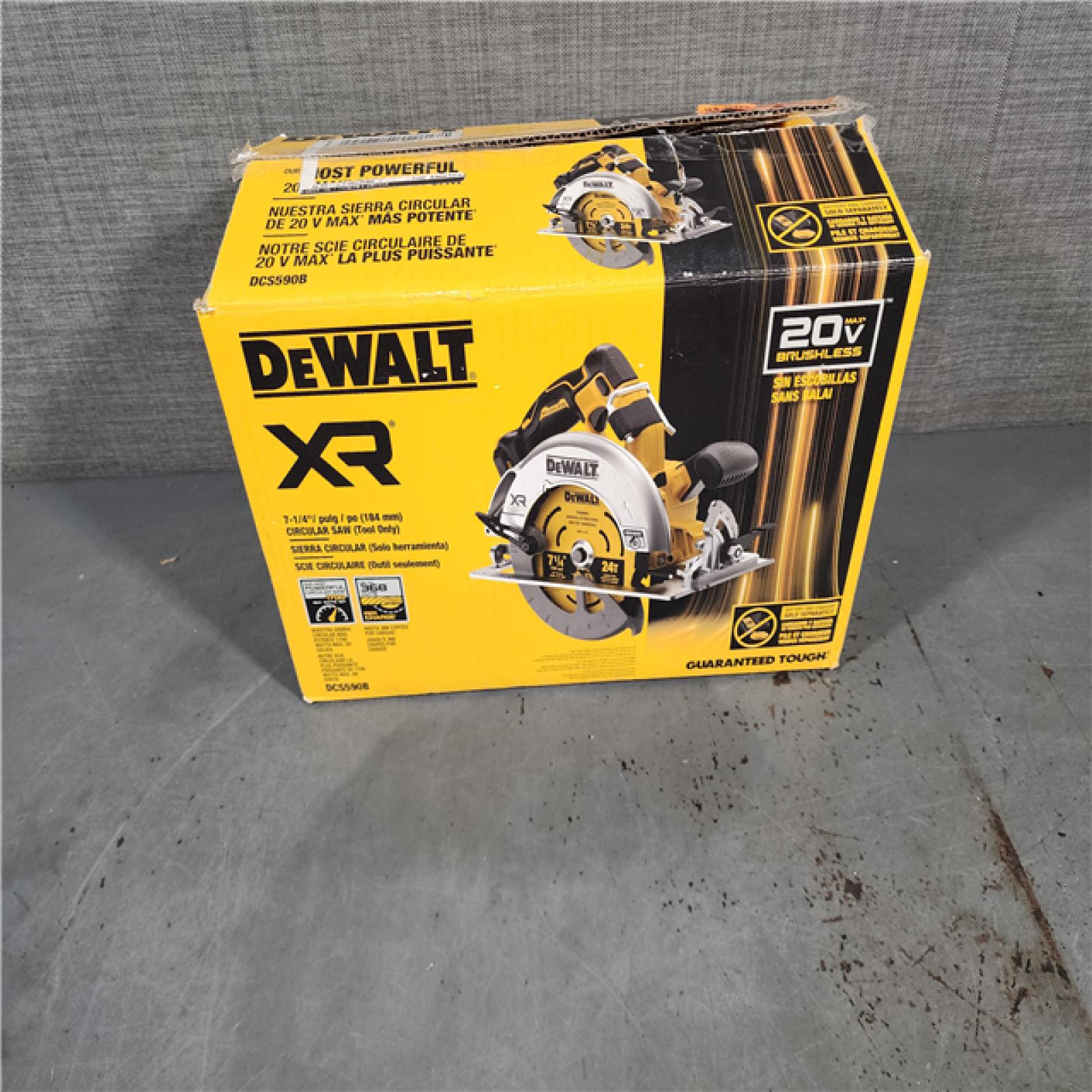 HOUSTON LOCATION - AS-IS DEWALT 20-Volt MAX 7-1/4 in. Cordless Circular Saw (Tool Only)