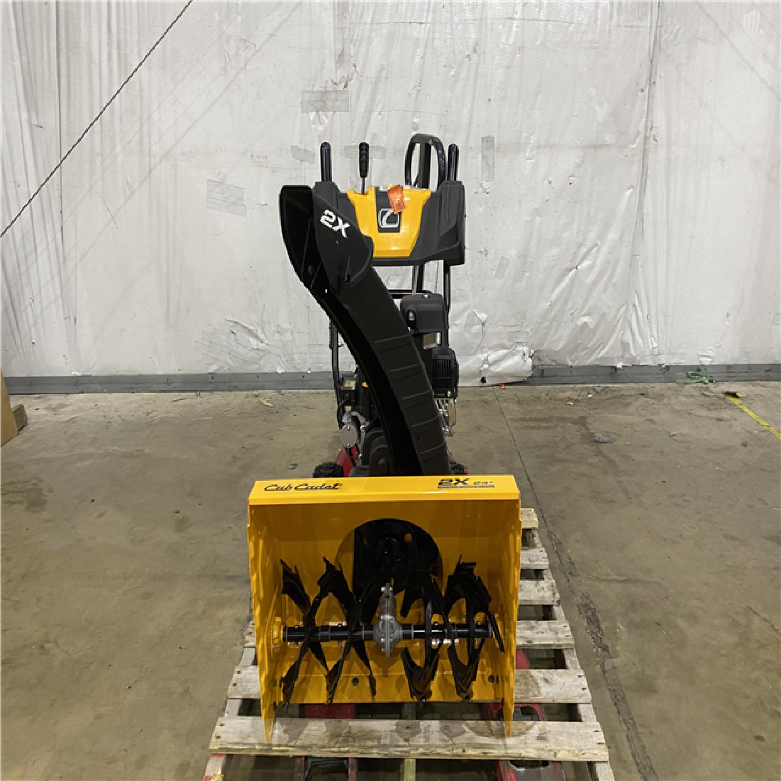 Houston Location - AS-IS Cub Cadet 2x 24'' in Snow Blower