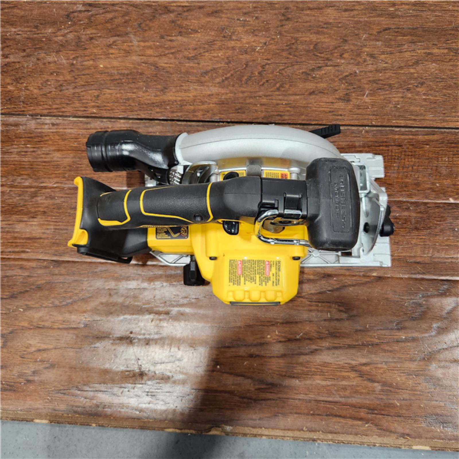 AS-IS DeWALT DCS565B 20V Max Brushless 6.5   Cordless Circular Saw (ONLY TOOL)