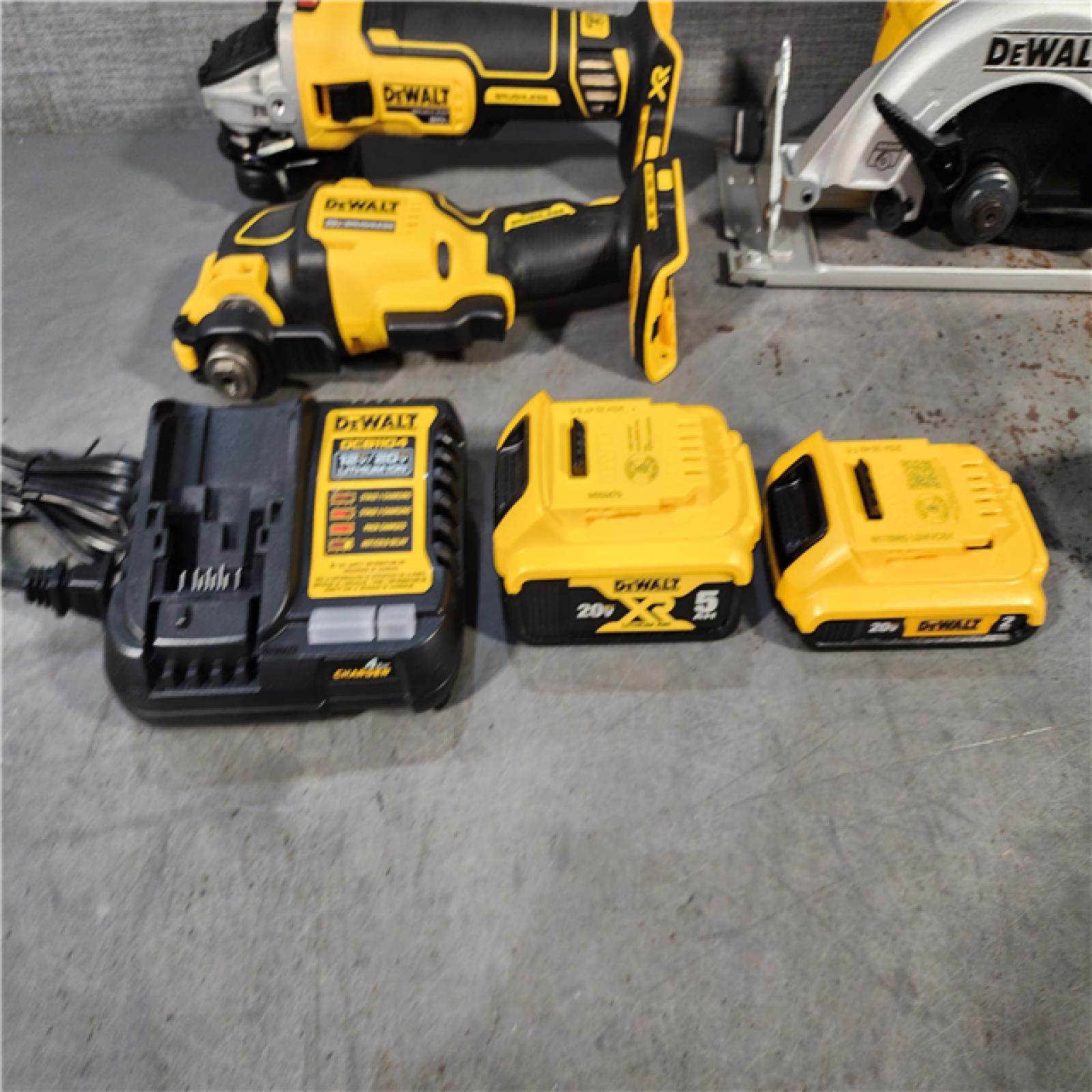 HOUSTON LOCATION - AS-IS Dewalt 20-Volt MAX ToughSystem Lithium-Ion 6-Tool Cordless Combo Kit