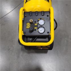 AS-IS Compresseur D'air Vertical Ã‰lectrique Portable Dewalt 15 Gallons Ã€ Un Ã‰tage D55168 - Rona