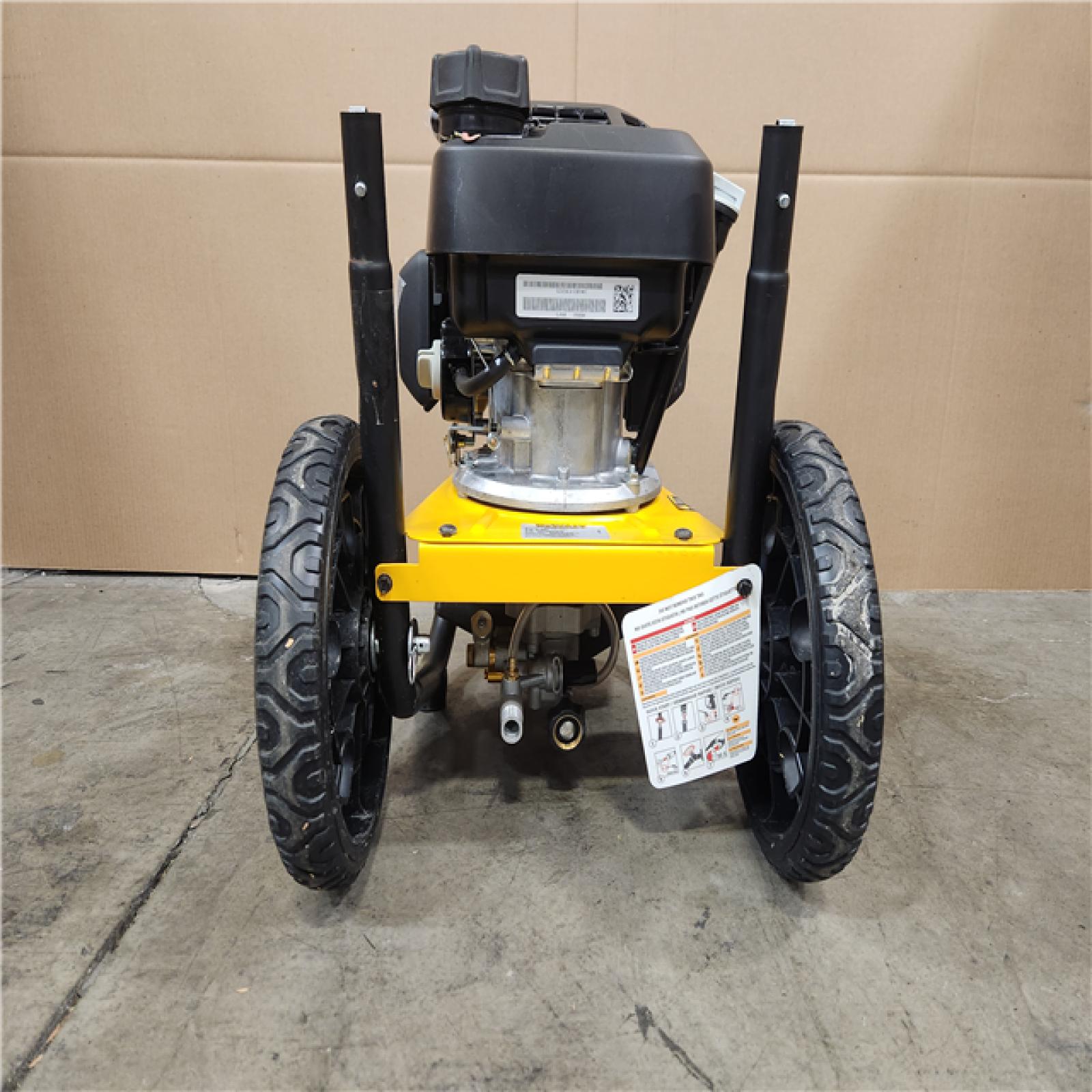 Phoenix Location DEWALT 3300 PSI 2.4 GPM Cold Water Gas Pressure Washer with HONDA GCV200 Engine