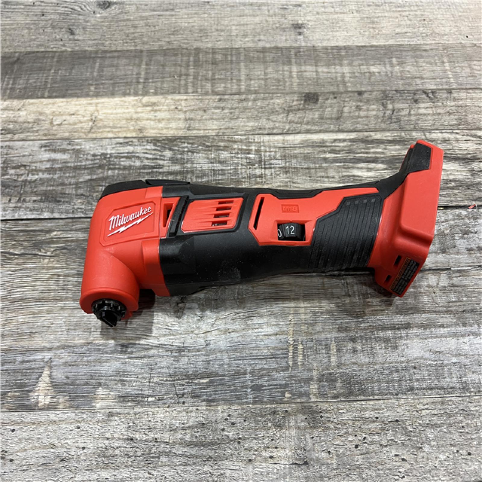 AS-IS Milwaukee M18 18-Volt Lithium-Ion Cordless 1/4 in. Hex Impact Driver (Tool-Only)