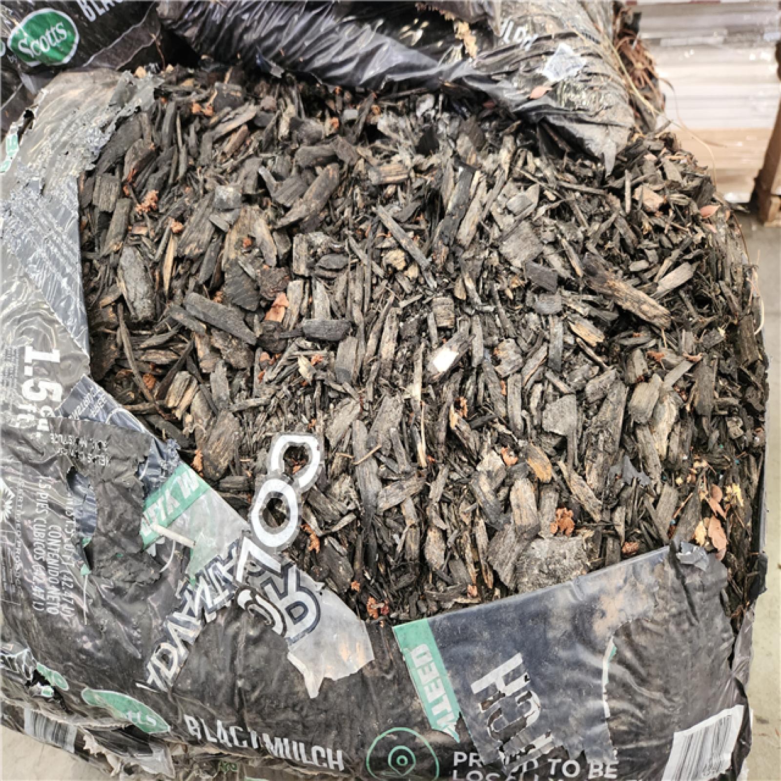 Phoenix Location Earthgro 1.5 cu. ft. Black Wood Shredded Bagged Mulch 79 Bags