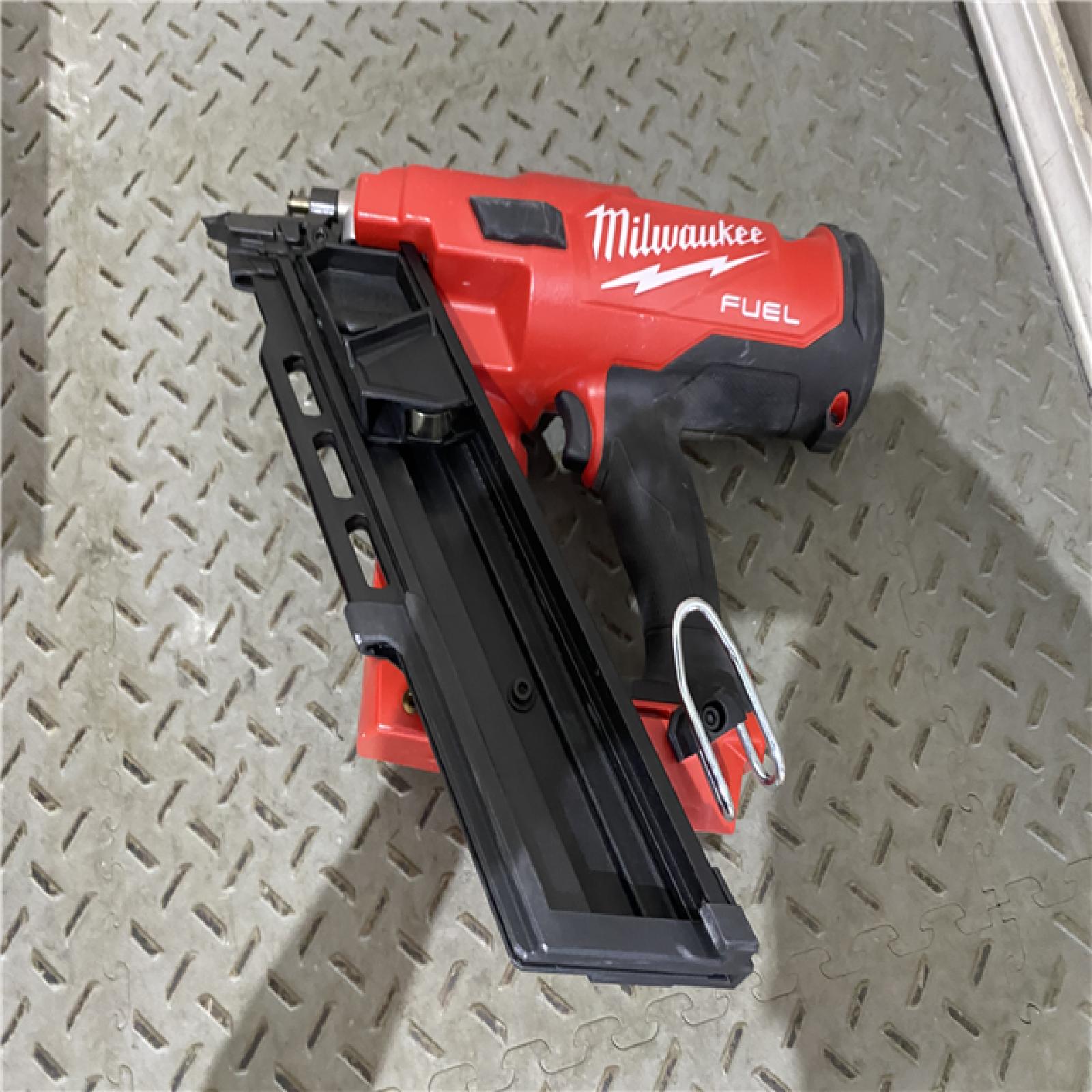 Houston location AS-IS MILWAUKEE M18 FUEL 3-1/2 in. 18-Volt 30-Degree Lithium-Ion Brushless Cordless Framing Nailer (Tool-Only)