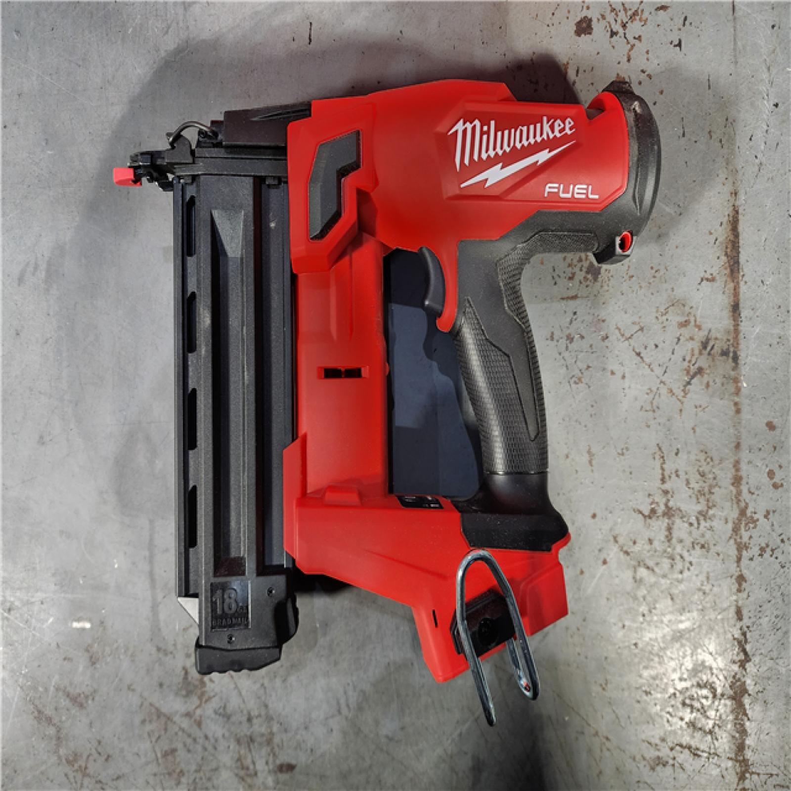 HOUSTON LOCATION - AS-IS (APPEARS LIKE NEW) Milwaukee M18 Fuel 18V Brushless 18-Gauge Brad Nailer 2746-20 (Bare Tool)