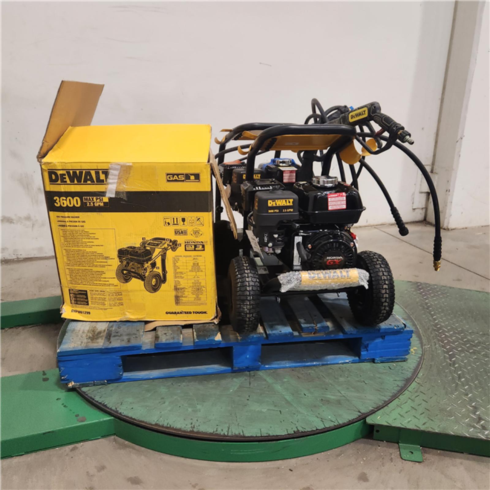 Dallas Location - As-Is DeWalt DXPW61299 3600 PSI 2.5 GPM Gas Pressure Washer (Lot Of 3)