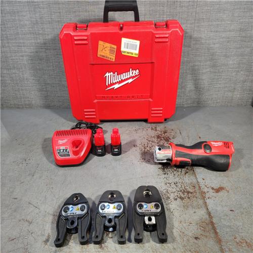 HOUSTON LOCATION - AS-IS Milwaukee M12 Force Logic Press Tool 1/2 in. to 1 in. Kit