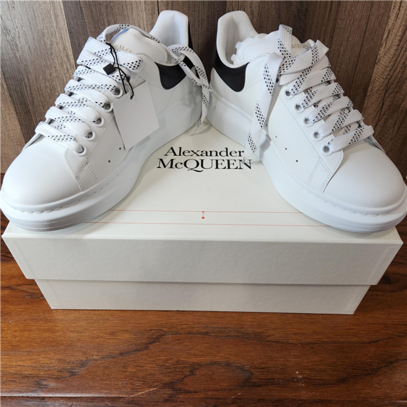 NEW! Alexander McQueen Oversized Low-Top Sneakers - Black/White - SZ 39