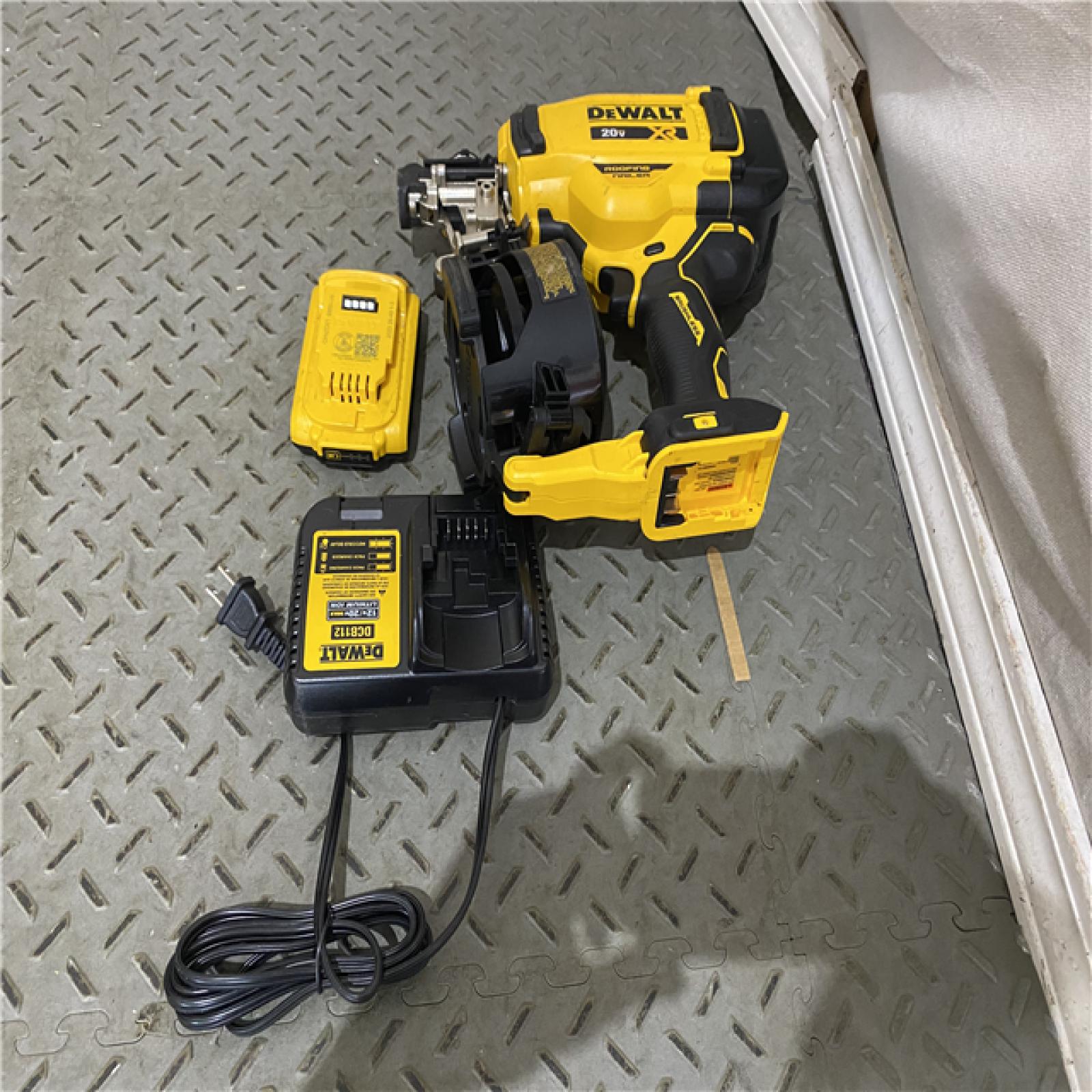 Houston location AS-IS DEWALT Stanley  Black & Decker 2007898 Roofing Nailer Cordless