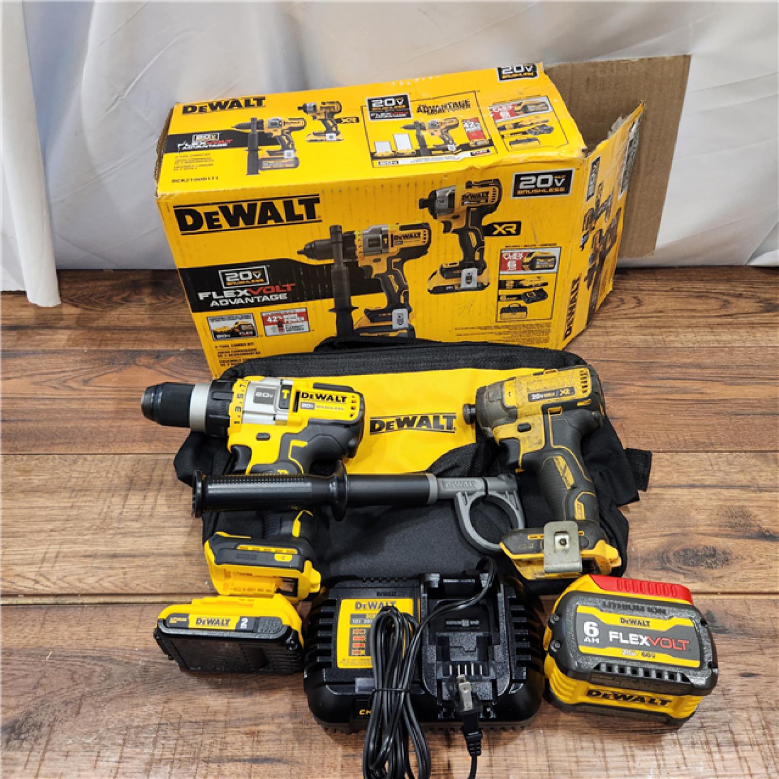 AS-IS 20V MAX Cordless Brushless Hammer Drill/Driver 2 Tool Combo Kit with FLEXVOLT ADVANTAGE