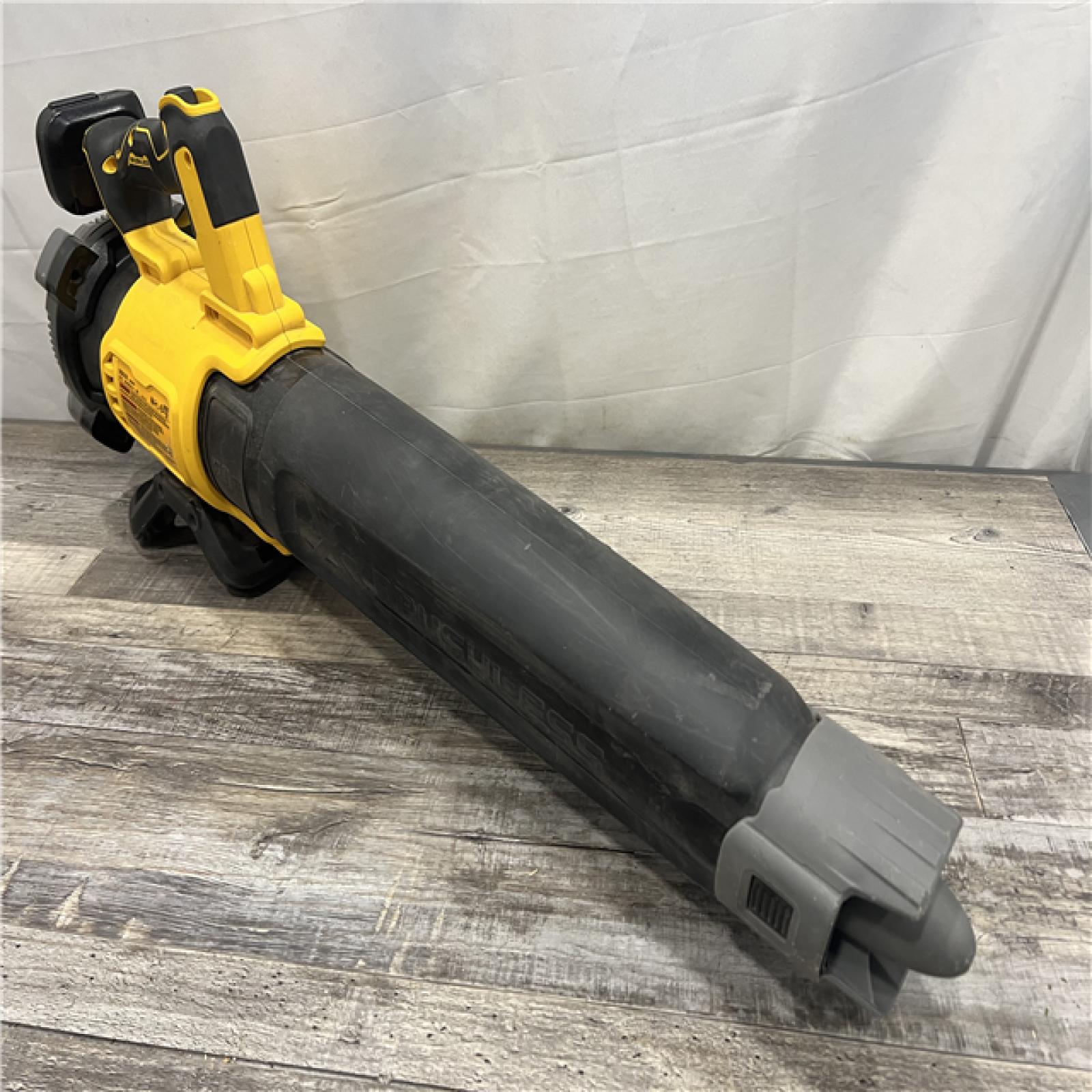 AS-IS DEWALT 20V MAX 125 MPH 450 CFM Brushless Cordless Battery Powered Blower (Tool Only)