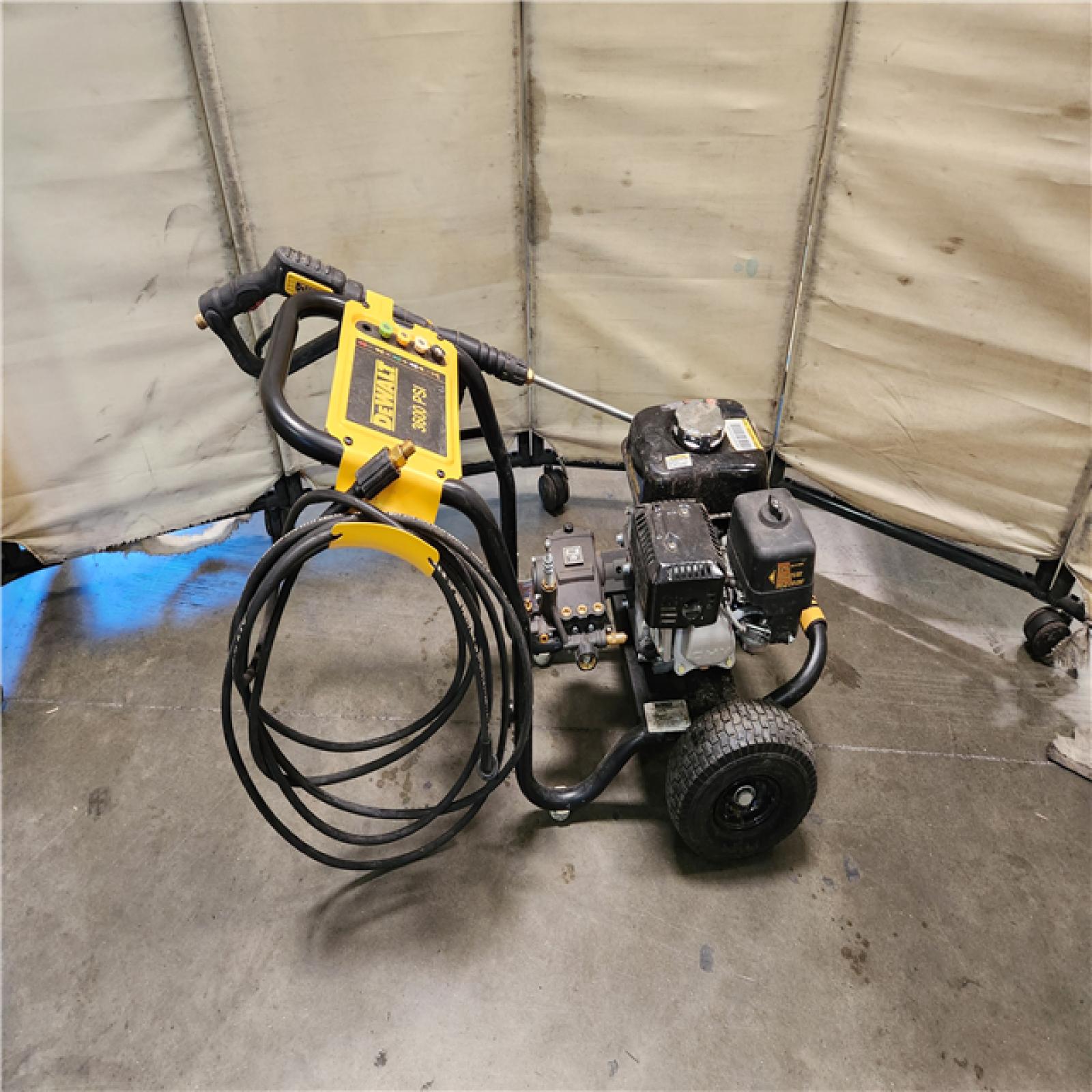 California AS-IS DEWALT 3600 PSI 2.5 GPM Cold Water Gas Professional Pressure Washer with HONDA GX200 Engine