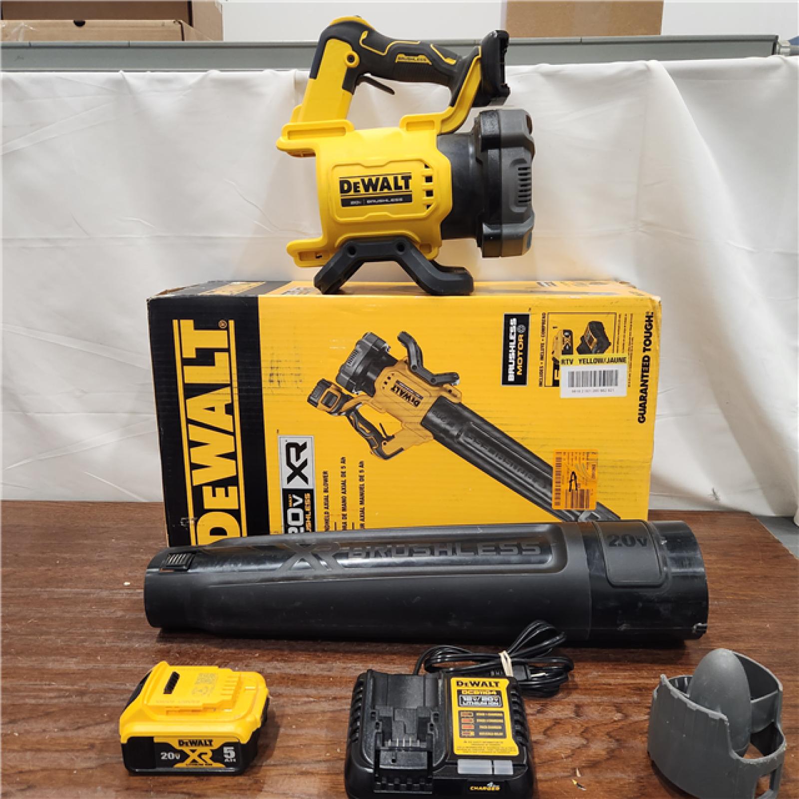 AS-IS DeWalt Brushless Cordless Battery Powered Handheld Leaf Blower KIT